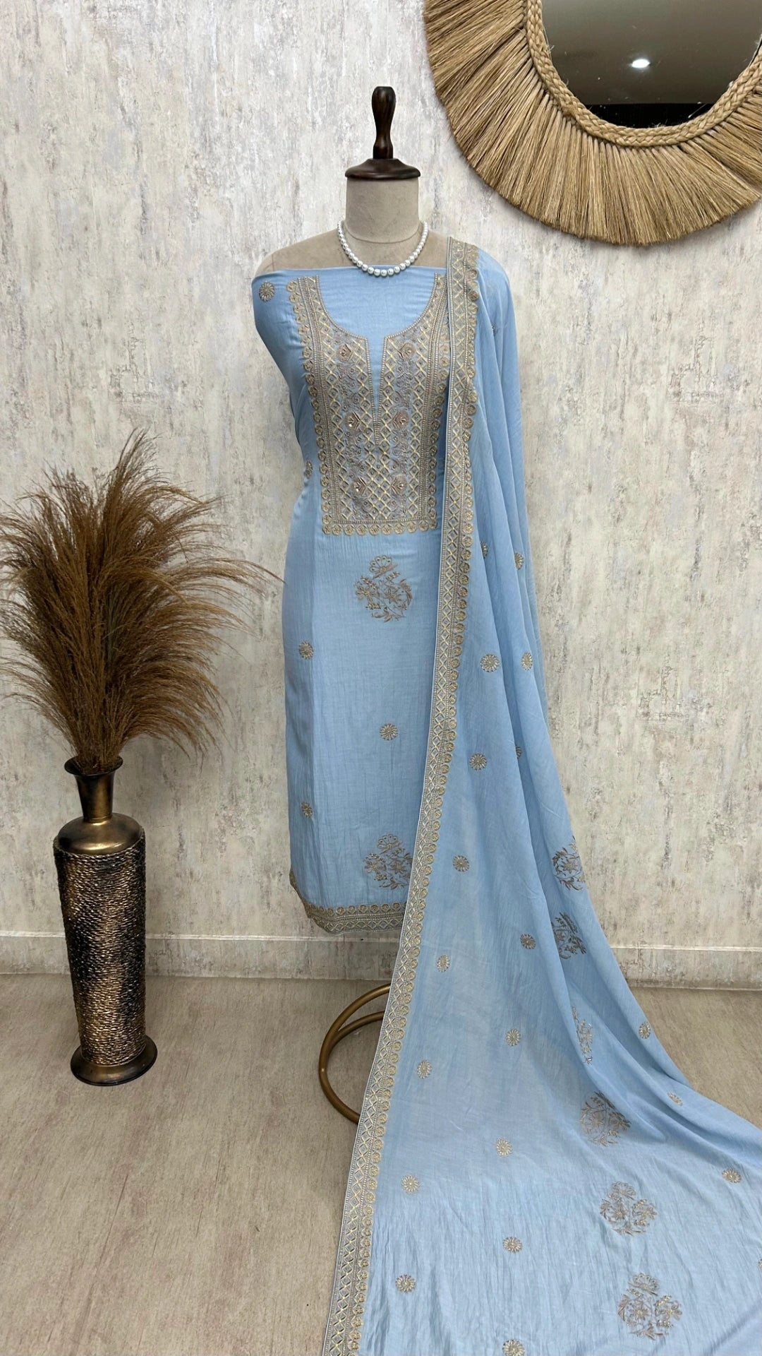 Thread Embroidered Neckline Mul Unstitched Suit Set