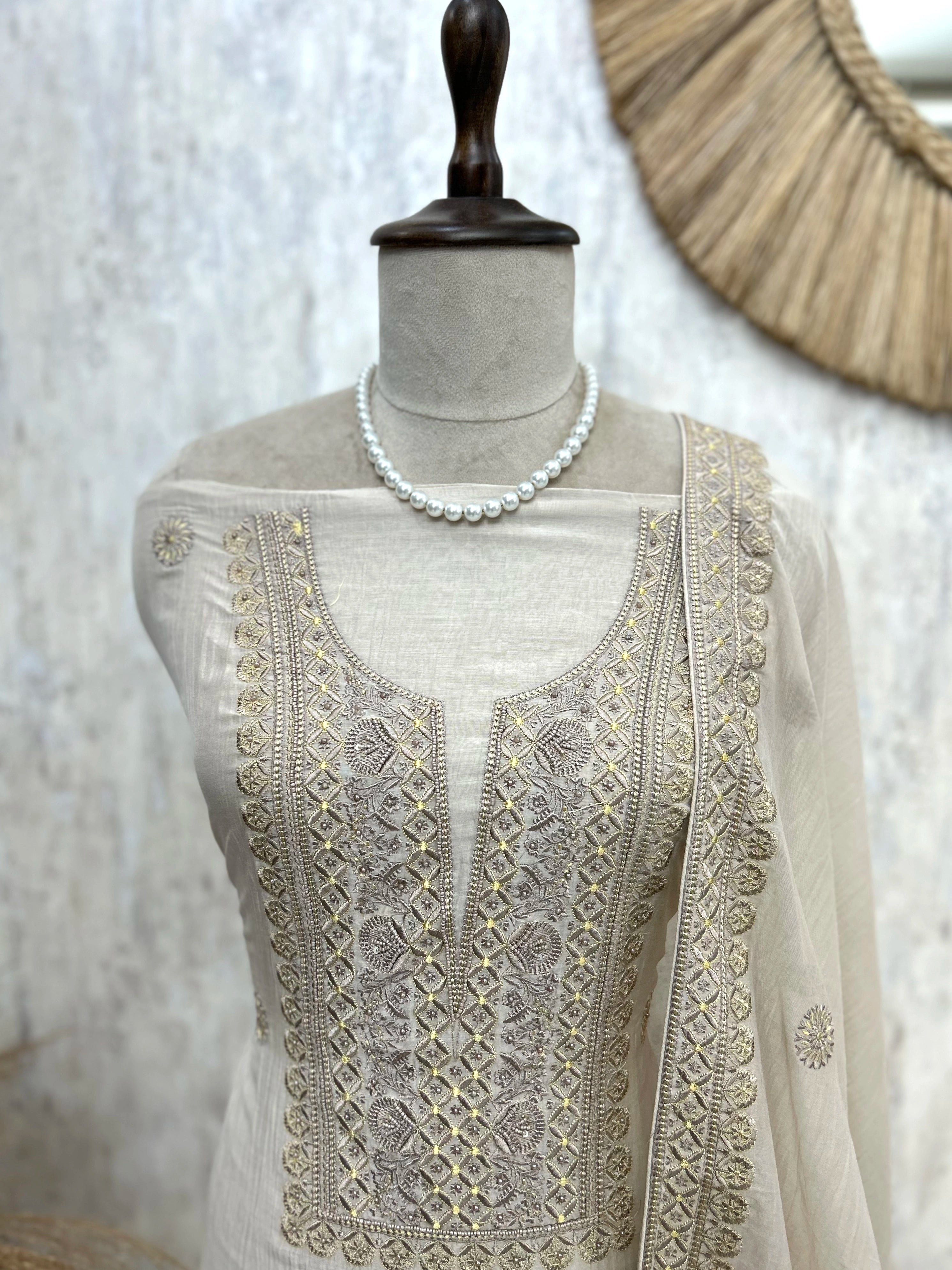 Thread Embroidered Neckline Mul Unstitched Suit Set