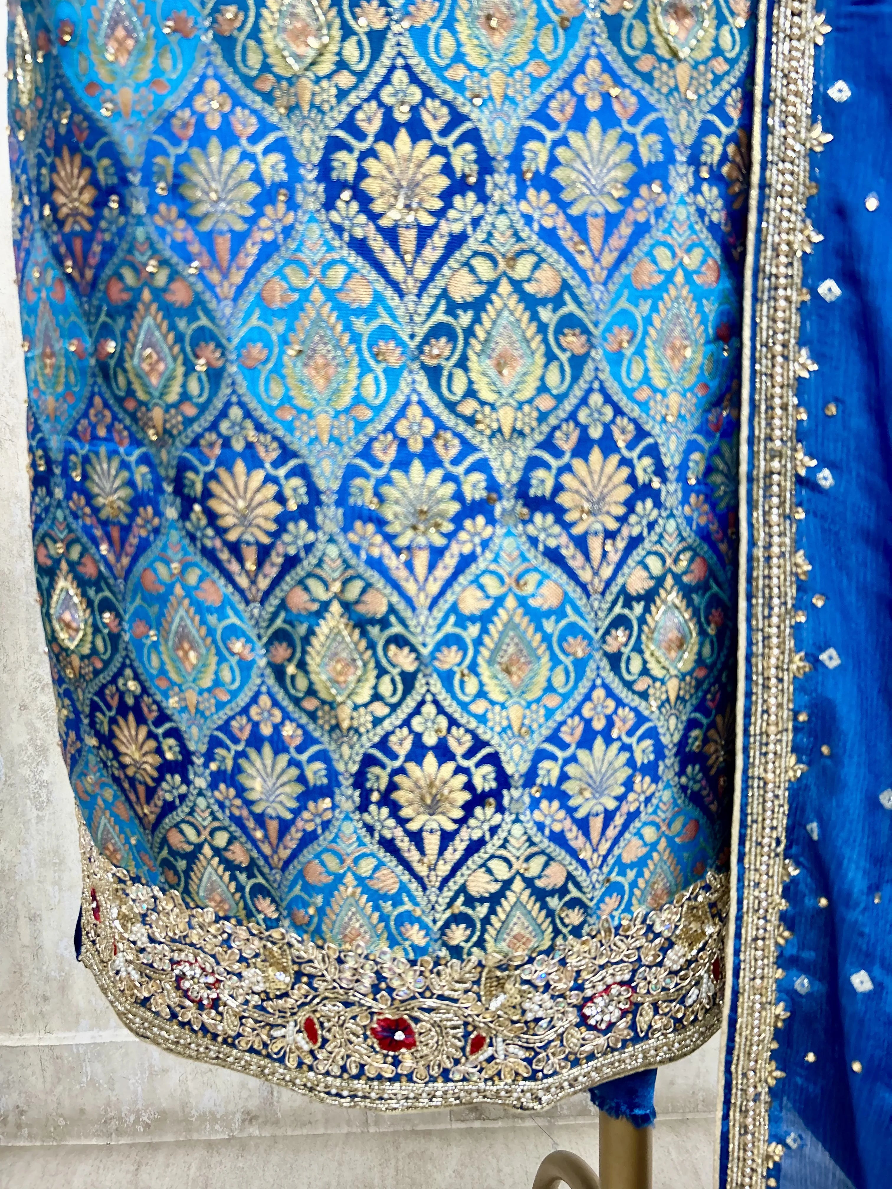 Elegant Royal Unstiched Sui