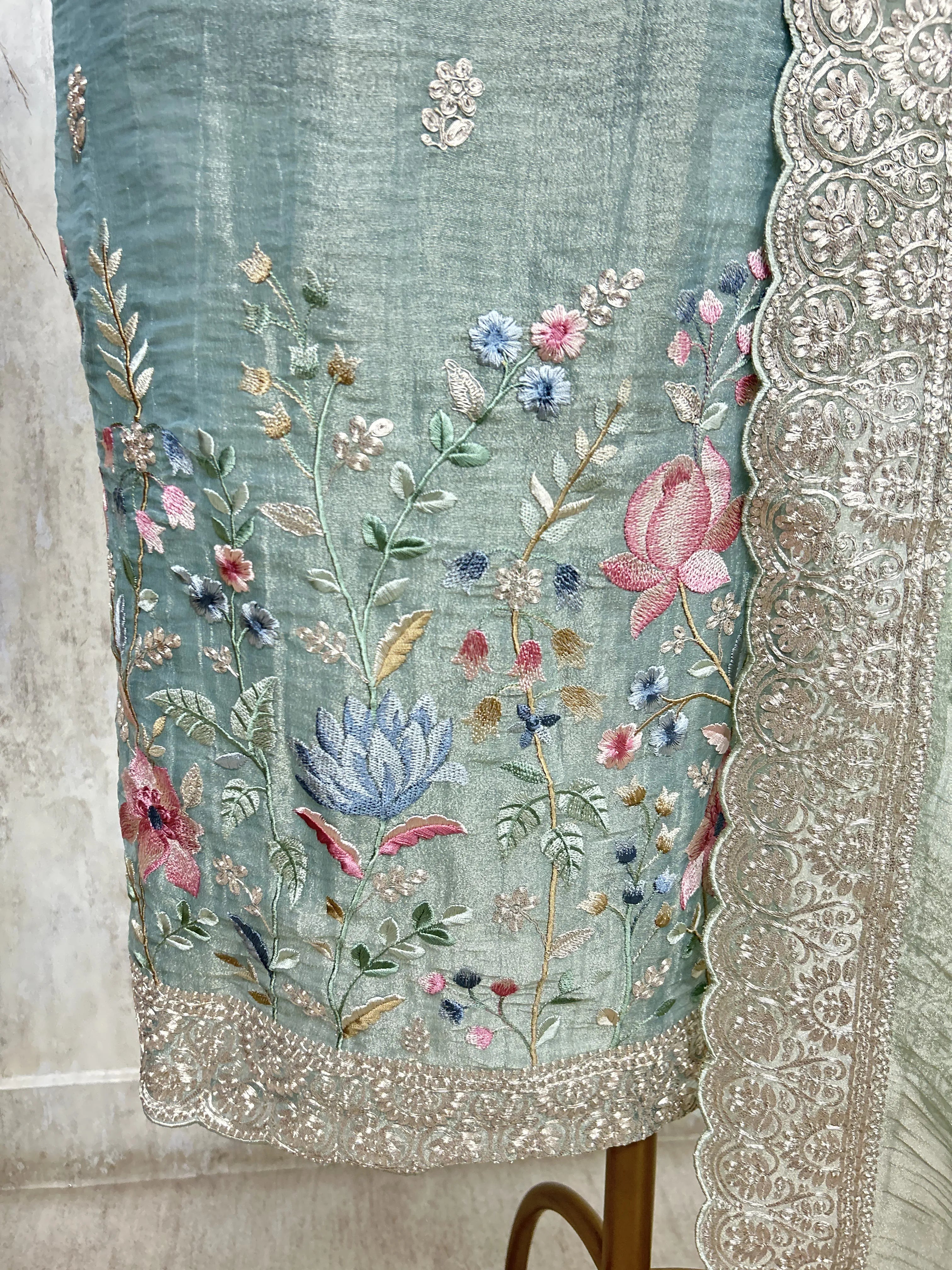 Pastel Garden Grace Unstiched Suit