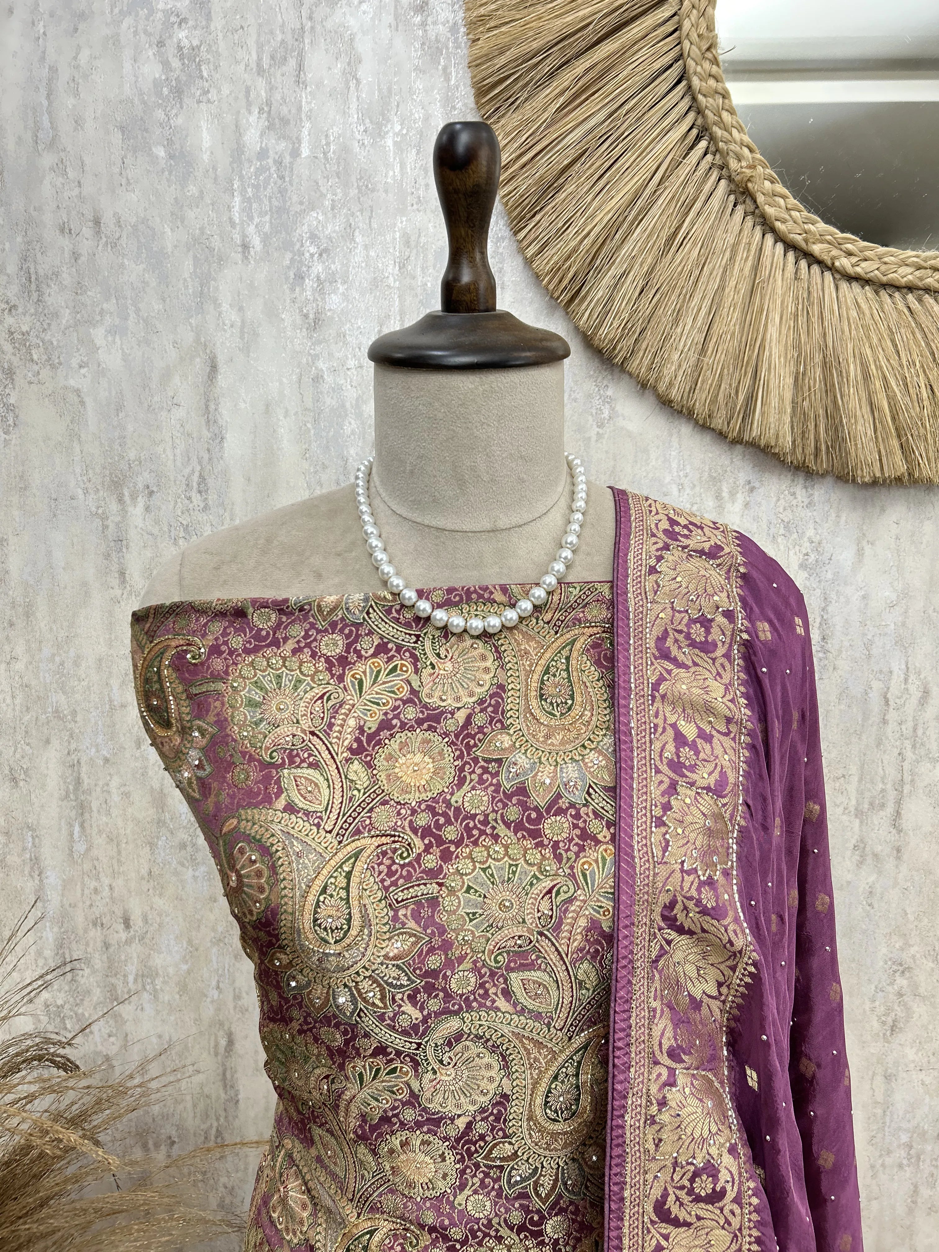 Verdant Silk Harmony Unstiched Suit