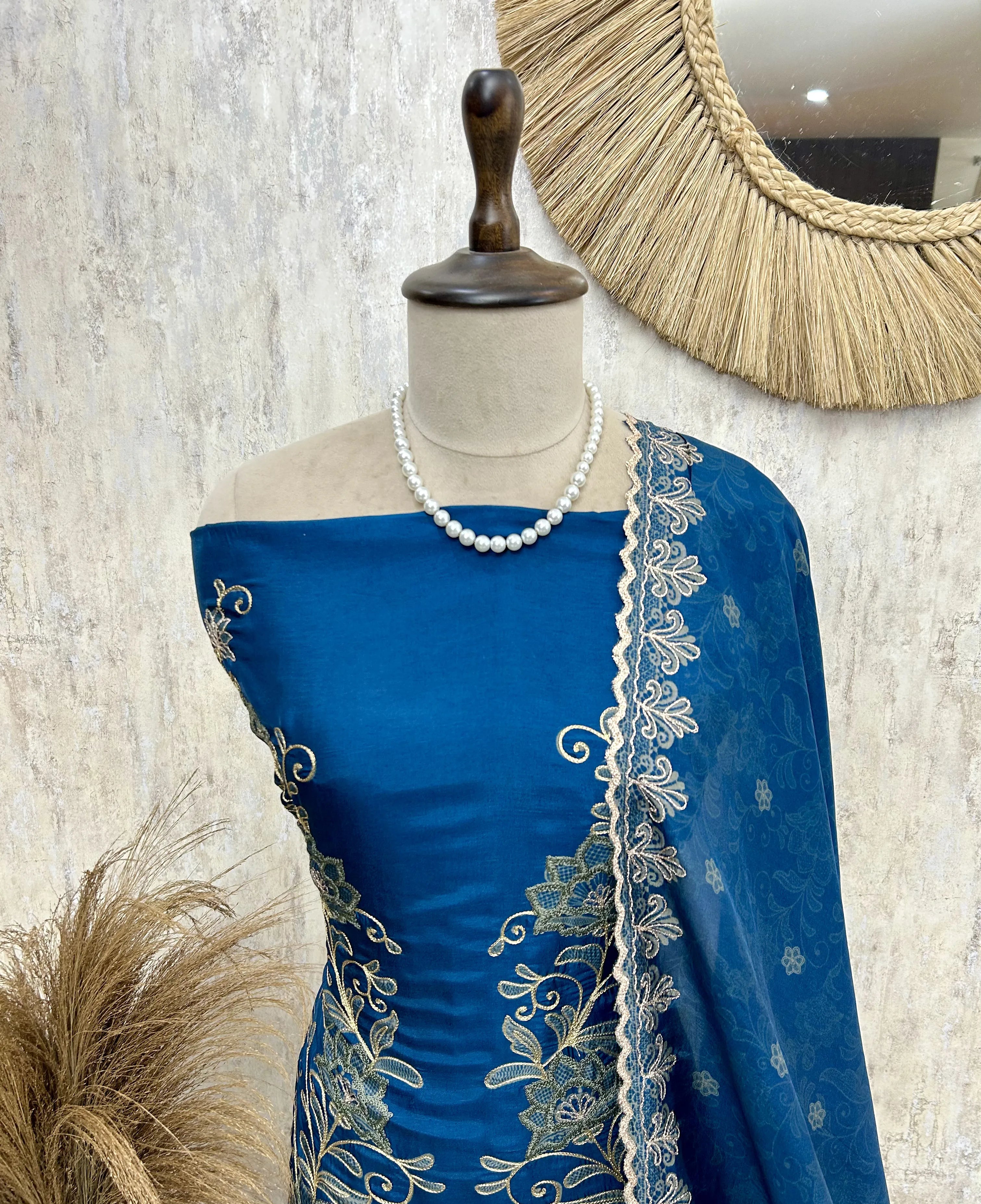 Regal Beauty Unstiched Suit