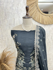 Regal Beauty Unstiched Suit