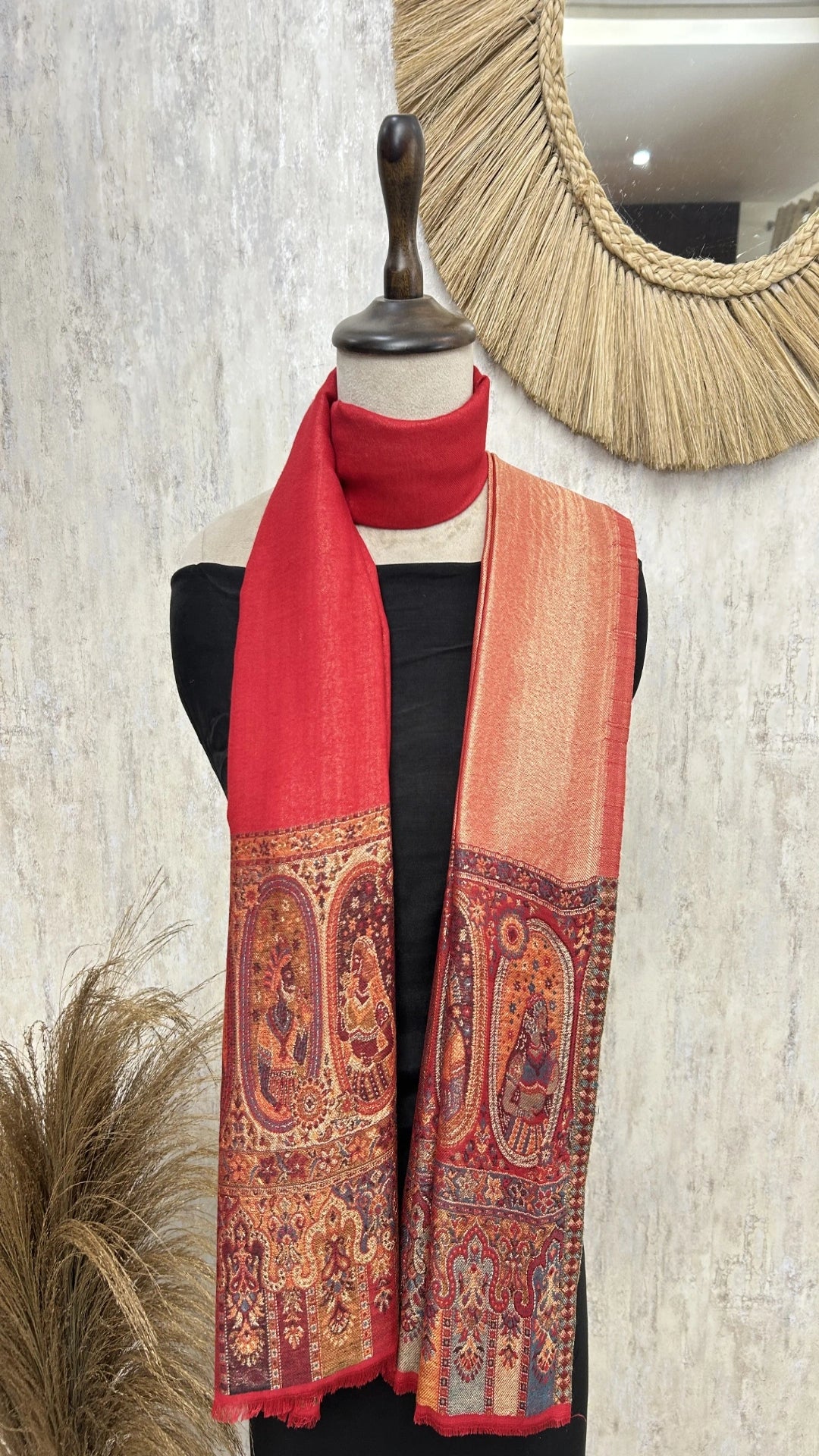 Reversible Pashmina Unisex Stoles With Curated Box Packaging