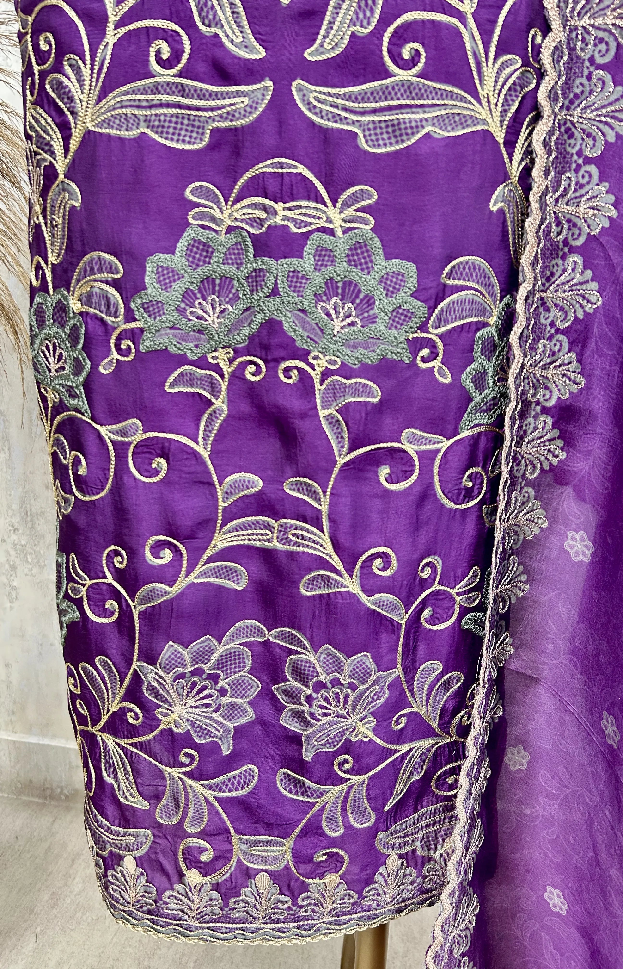 Regal Beauty Unstiched Suit