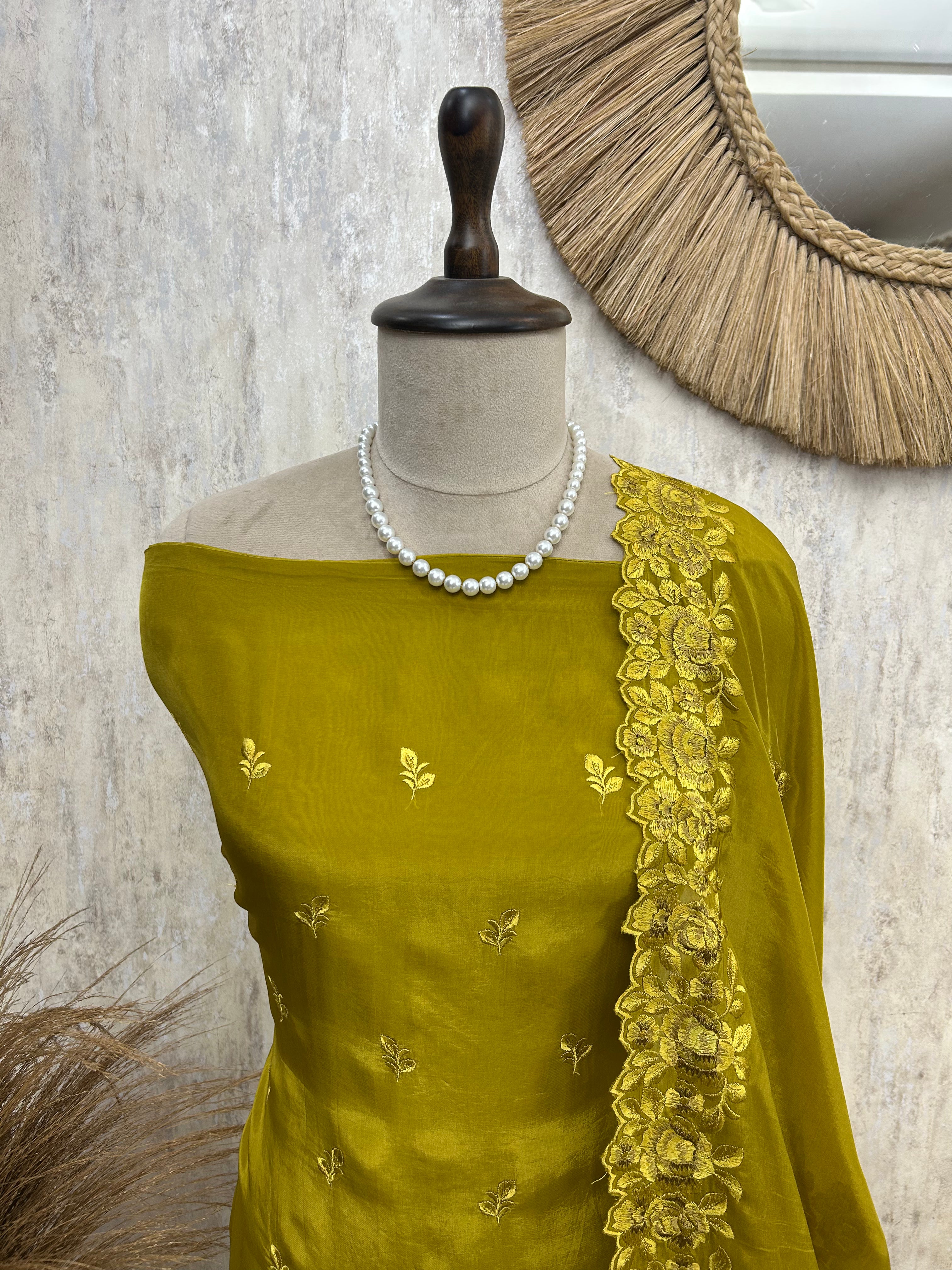 Rose Embroidered Grace Unstiched Suit