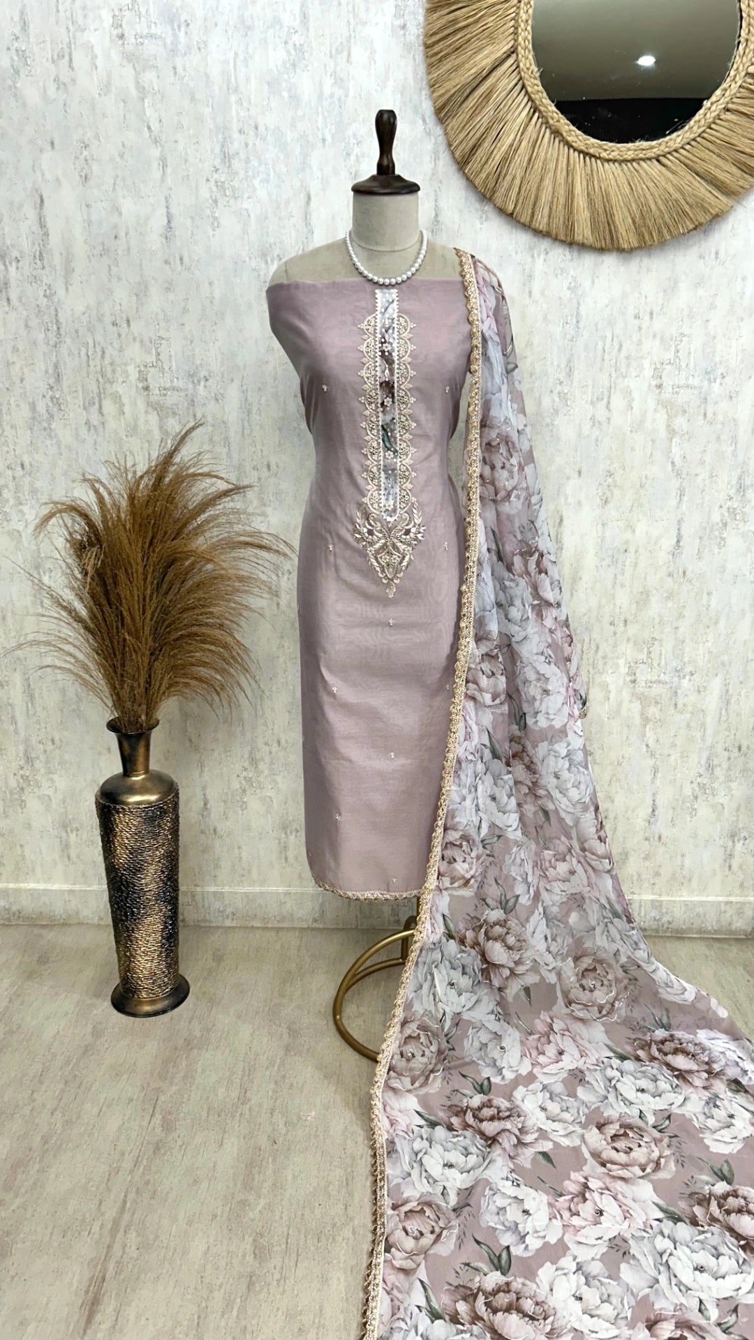 Maheshwari Unstitched Suit Set With Brushing Dupatta