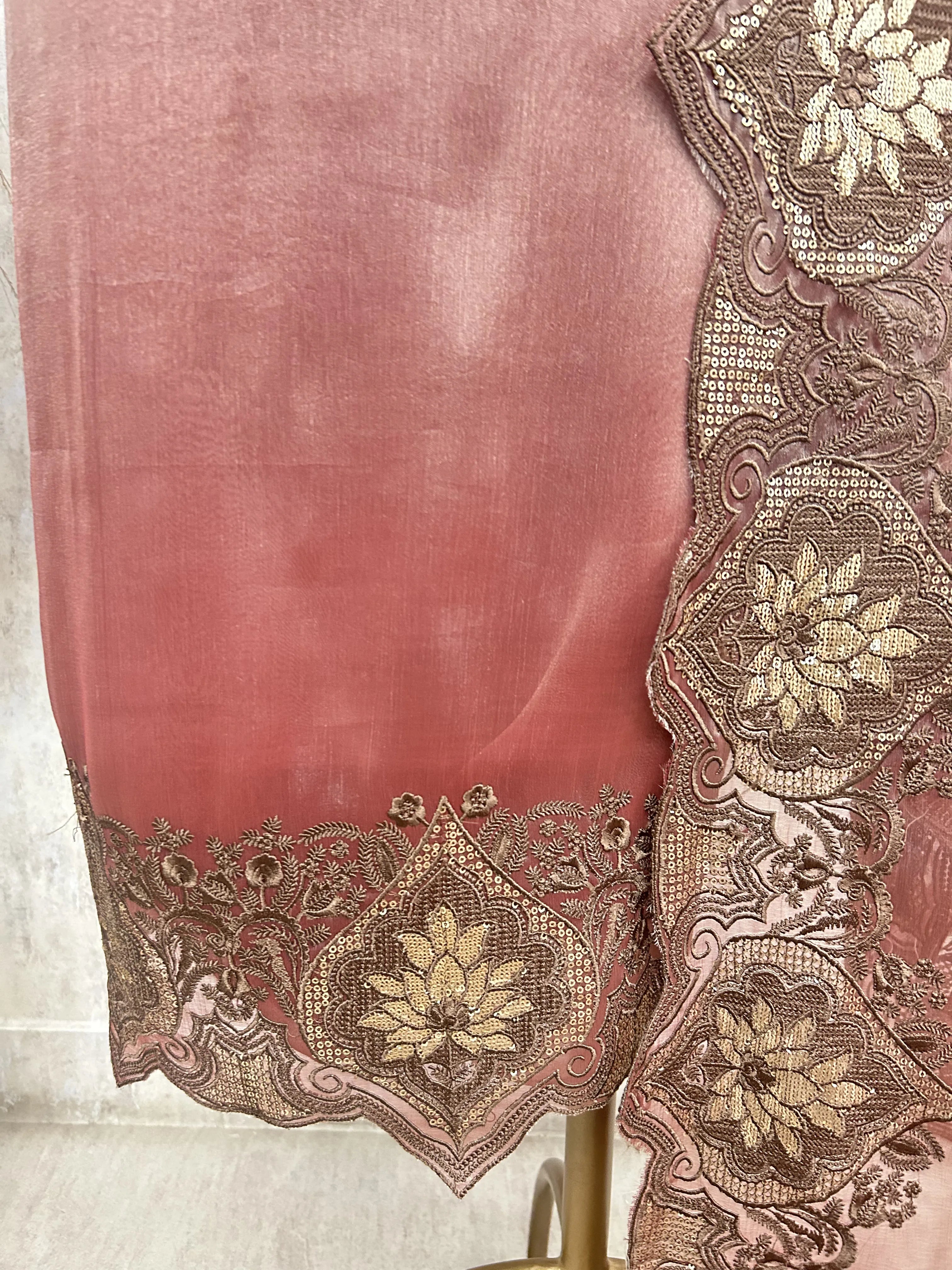Regal Traditional Beauty Unstiched Suit