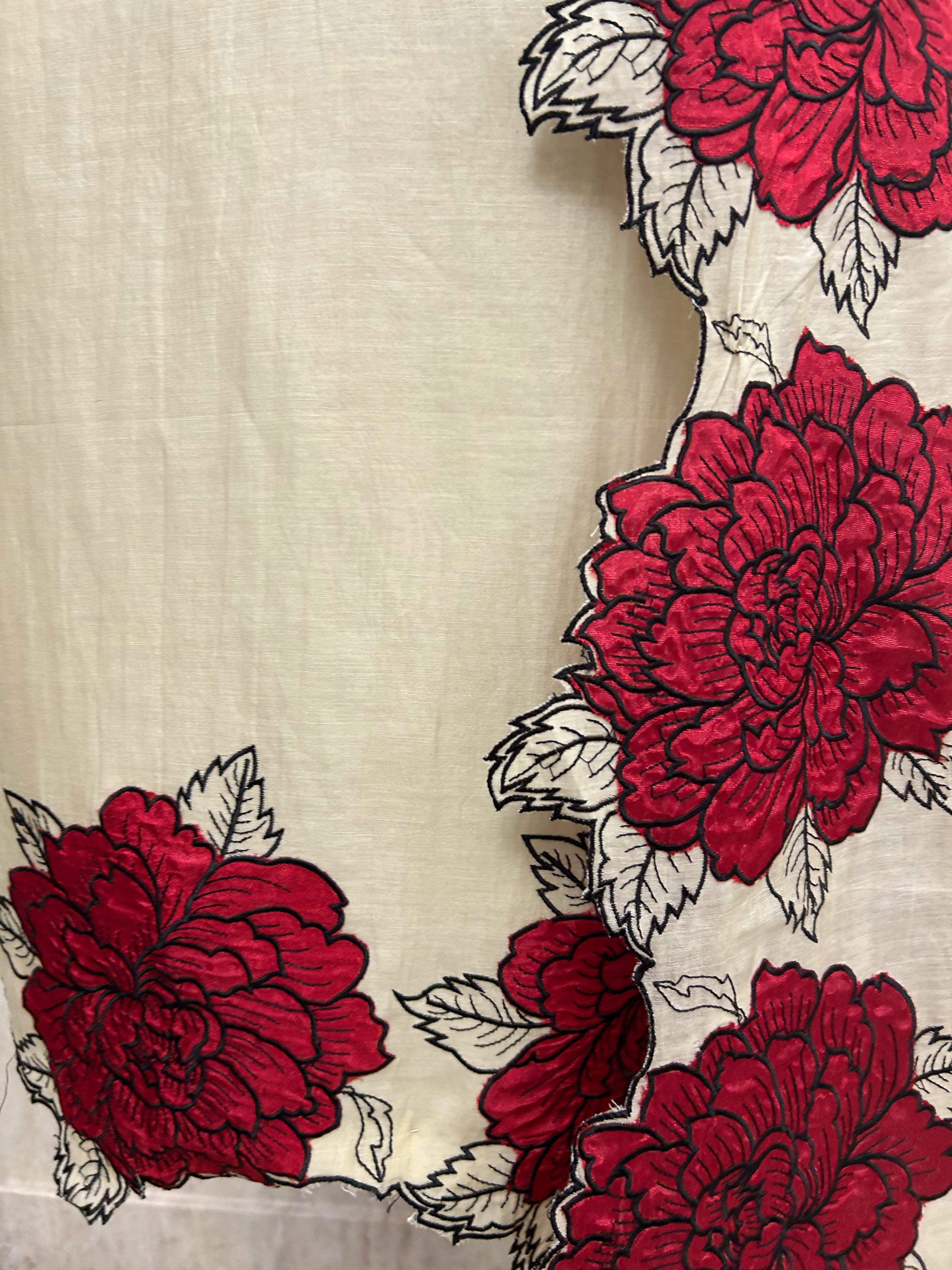 Mul Unstitched Suit Set With Rose Scalping