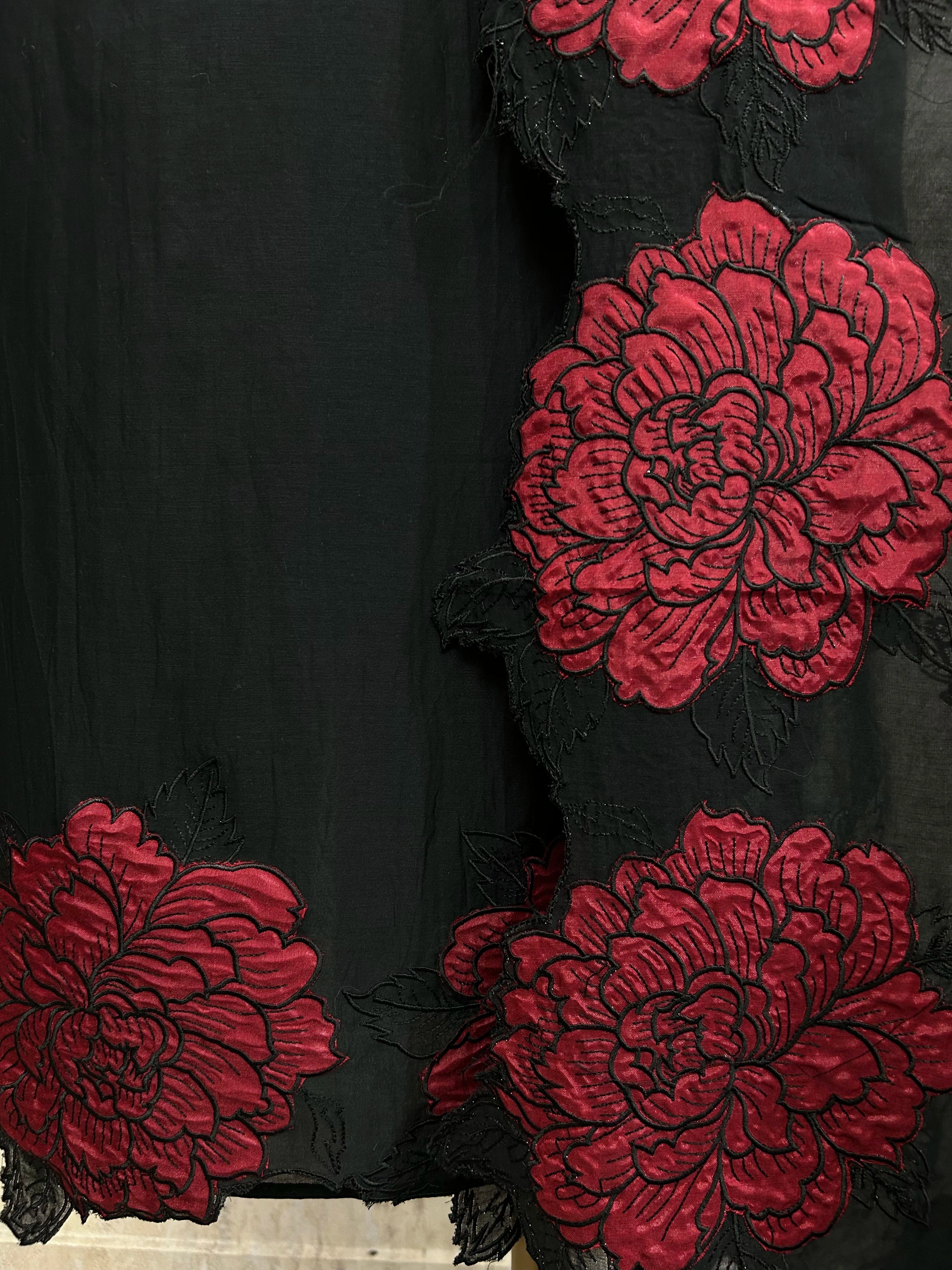 Mul Unstitched Suit Set With Rose Scalping