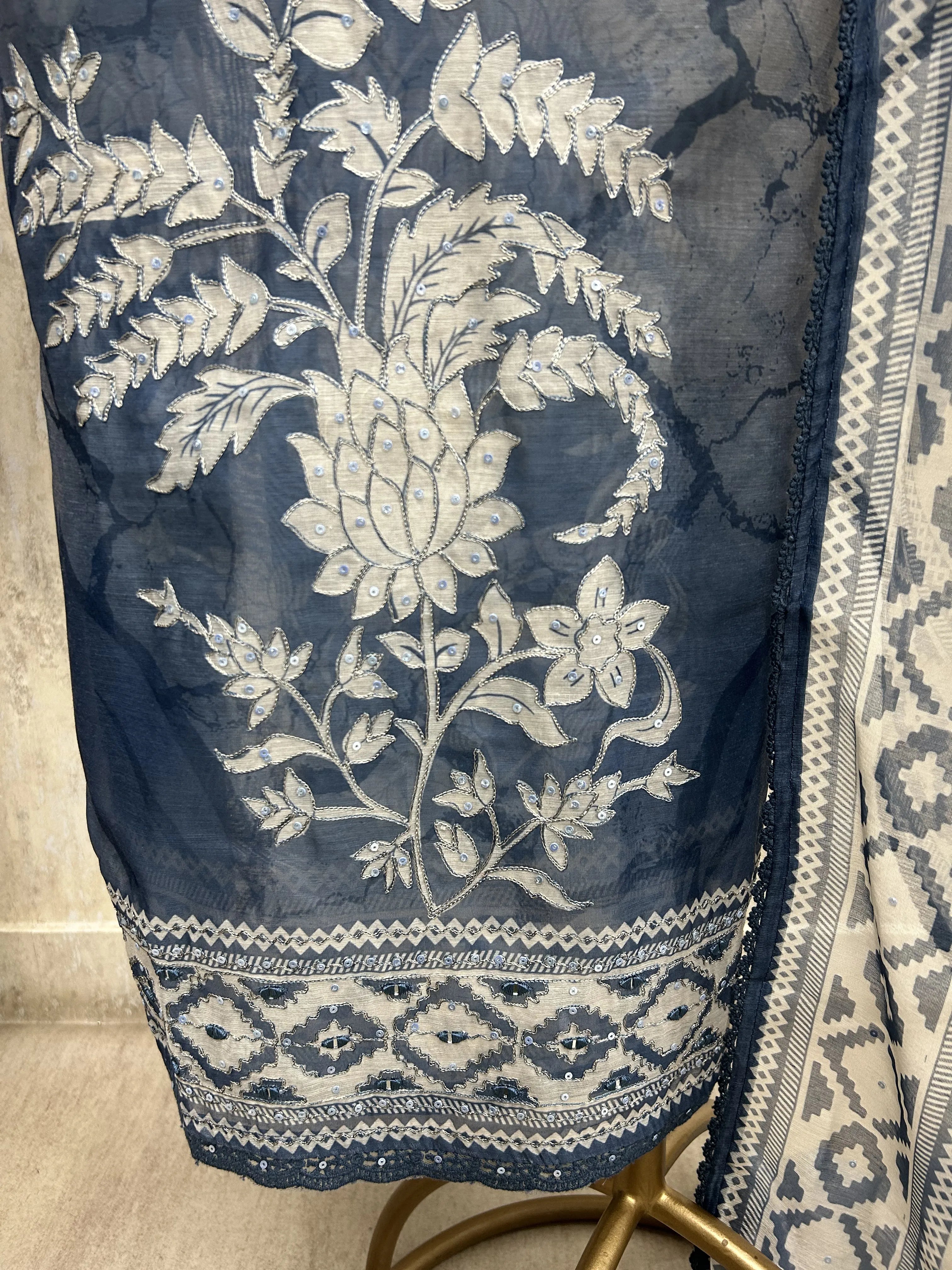 Elegant Ikat Impressions Unstiched Suit