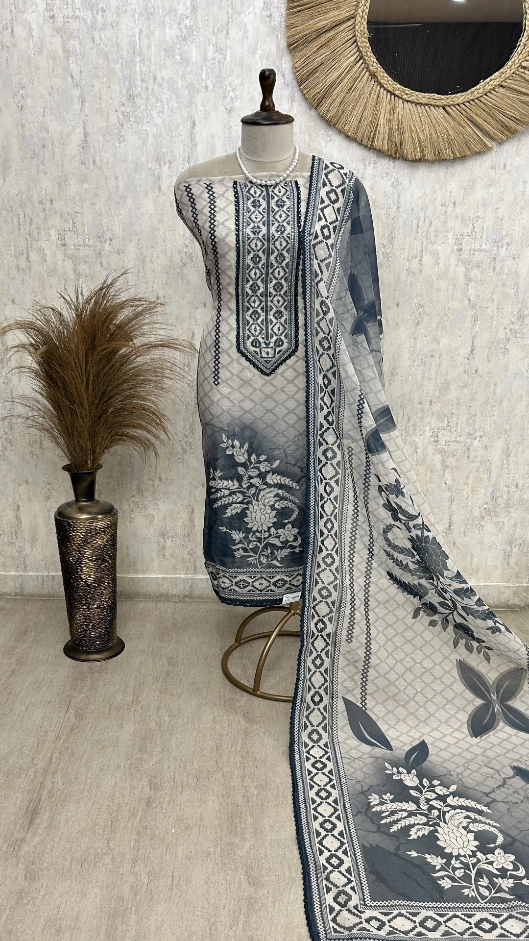 Elegant Ikat Impressions Unstiched Suit