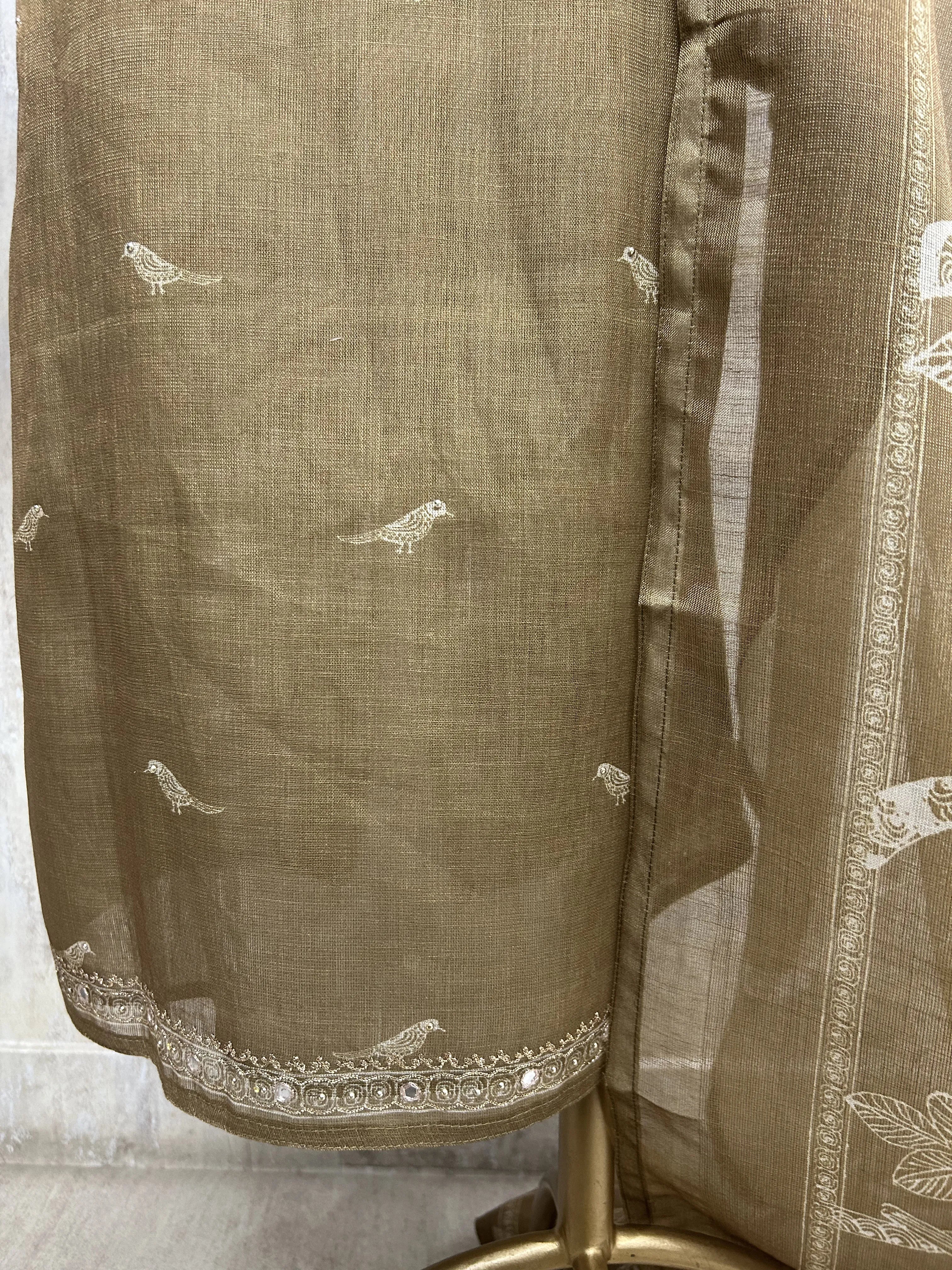 Regal Tree Motif Unstiched Suit