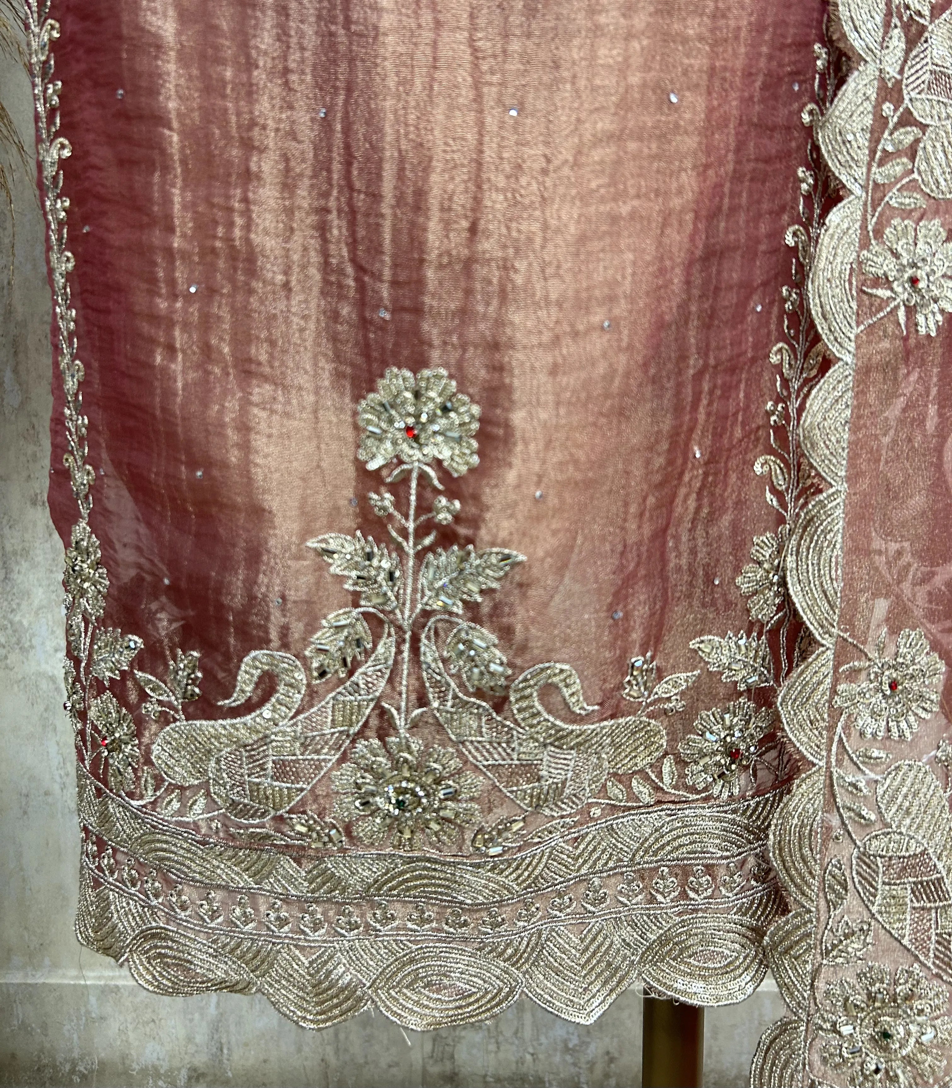Antique Rose Elegance Unstiched Suit
