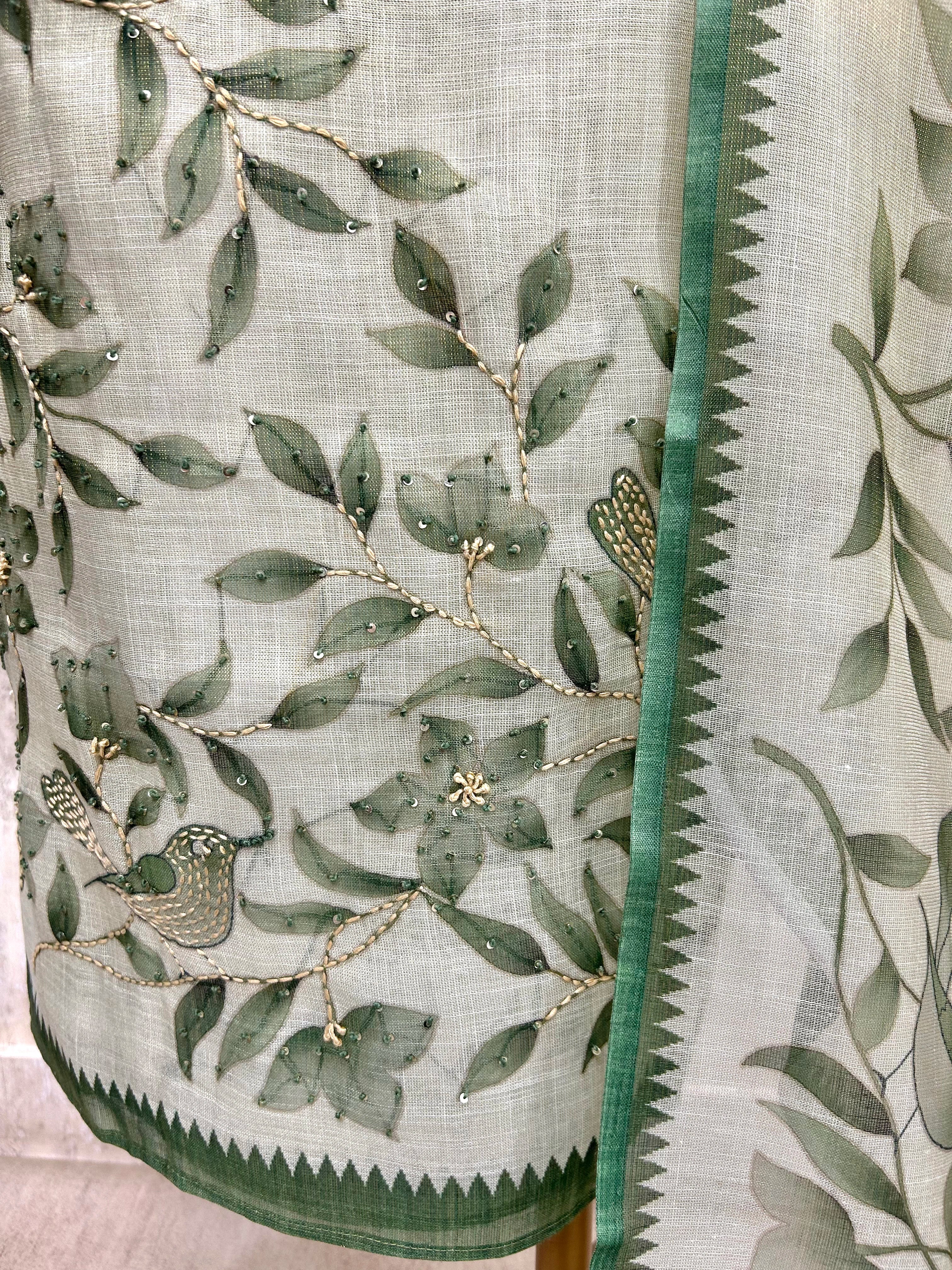 Linen Unstitched Suit Set With Leaf Motifs On Hemline