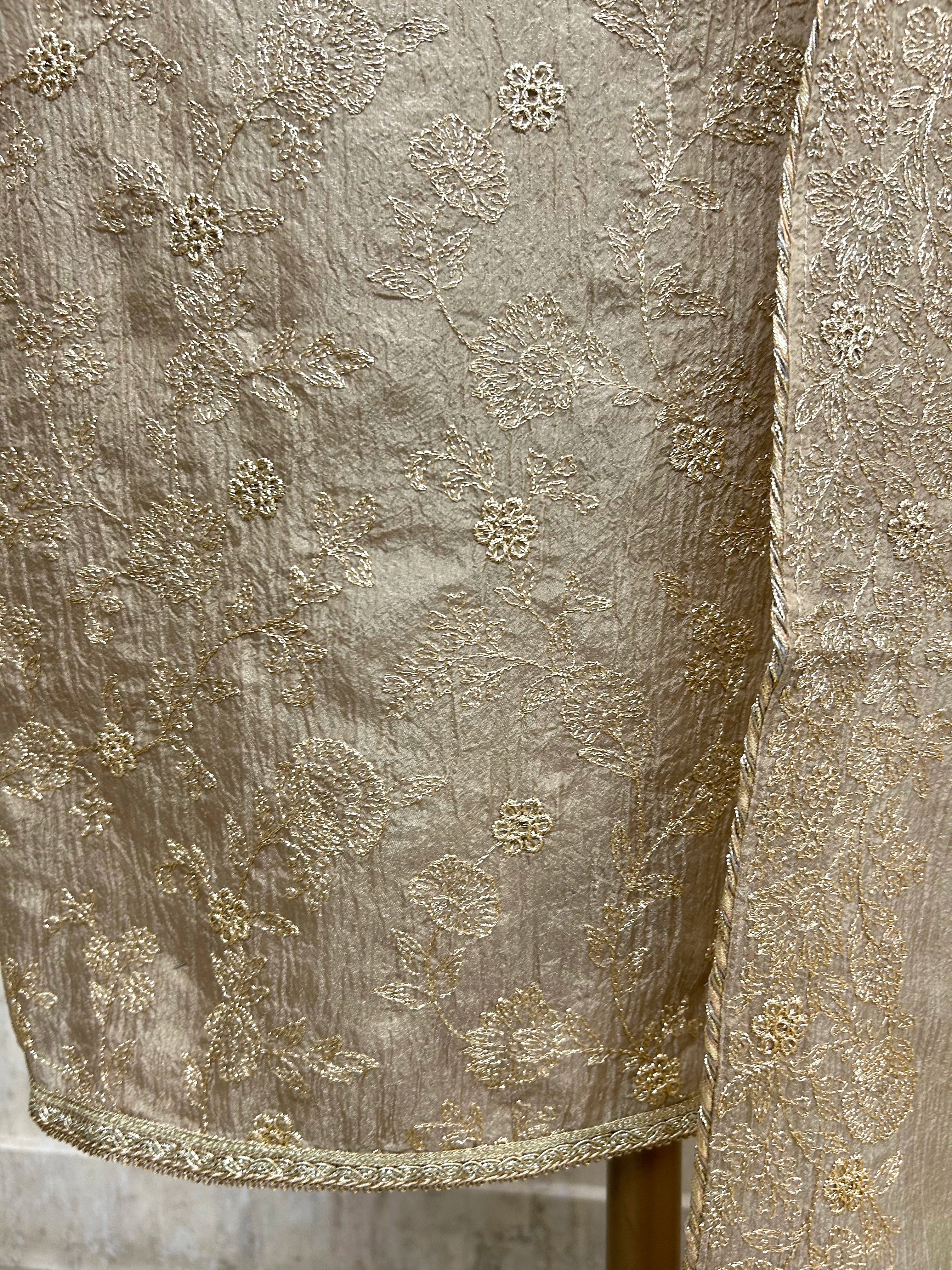 Crust Onex Unstitched Suit Set With Thread Embroidery