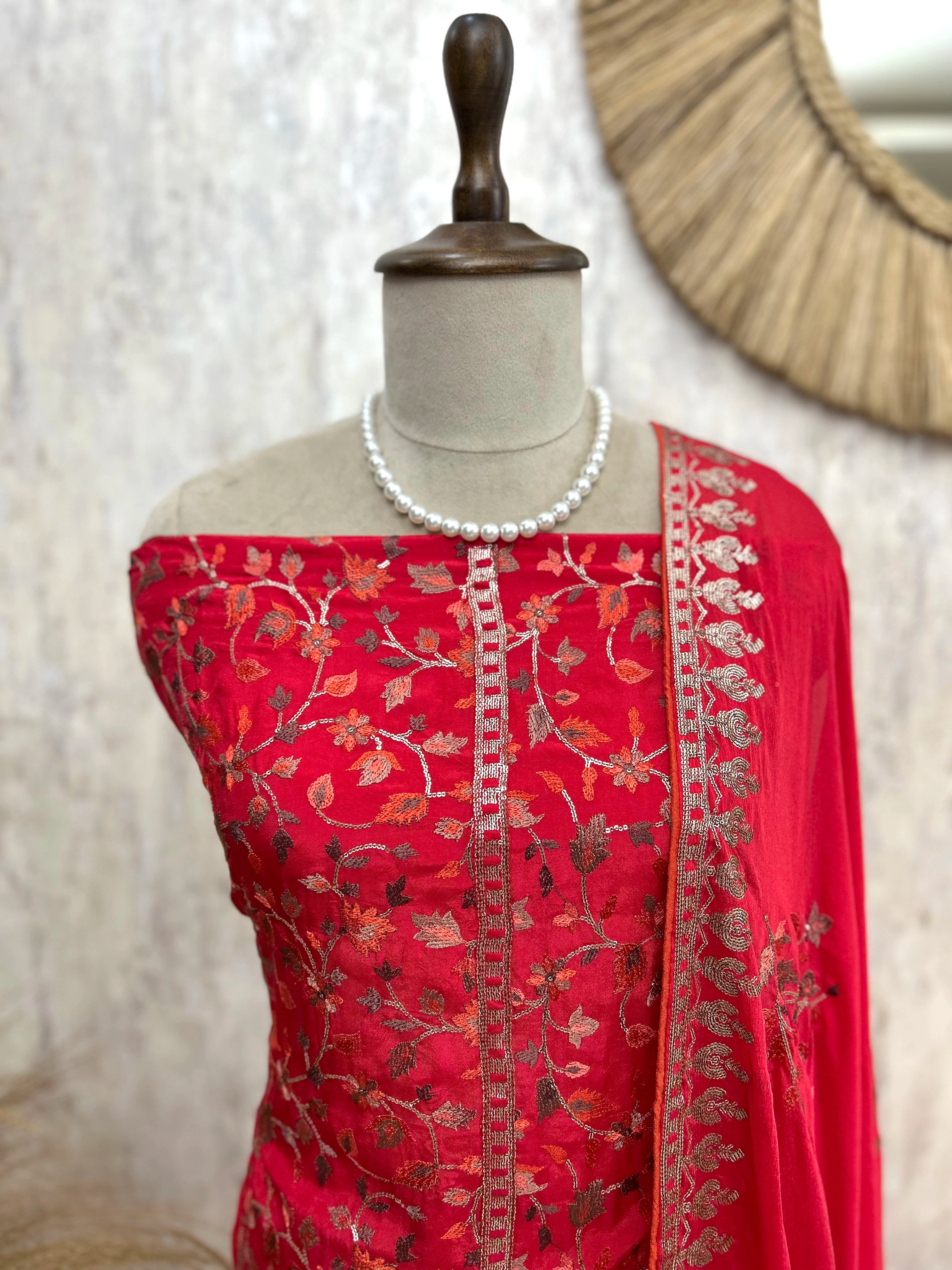 Unstitched Suit Set Opada with Thread Embroidery