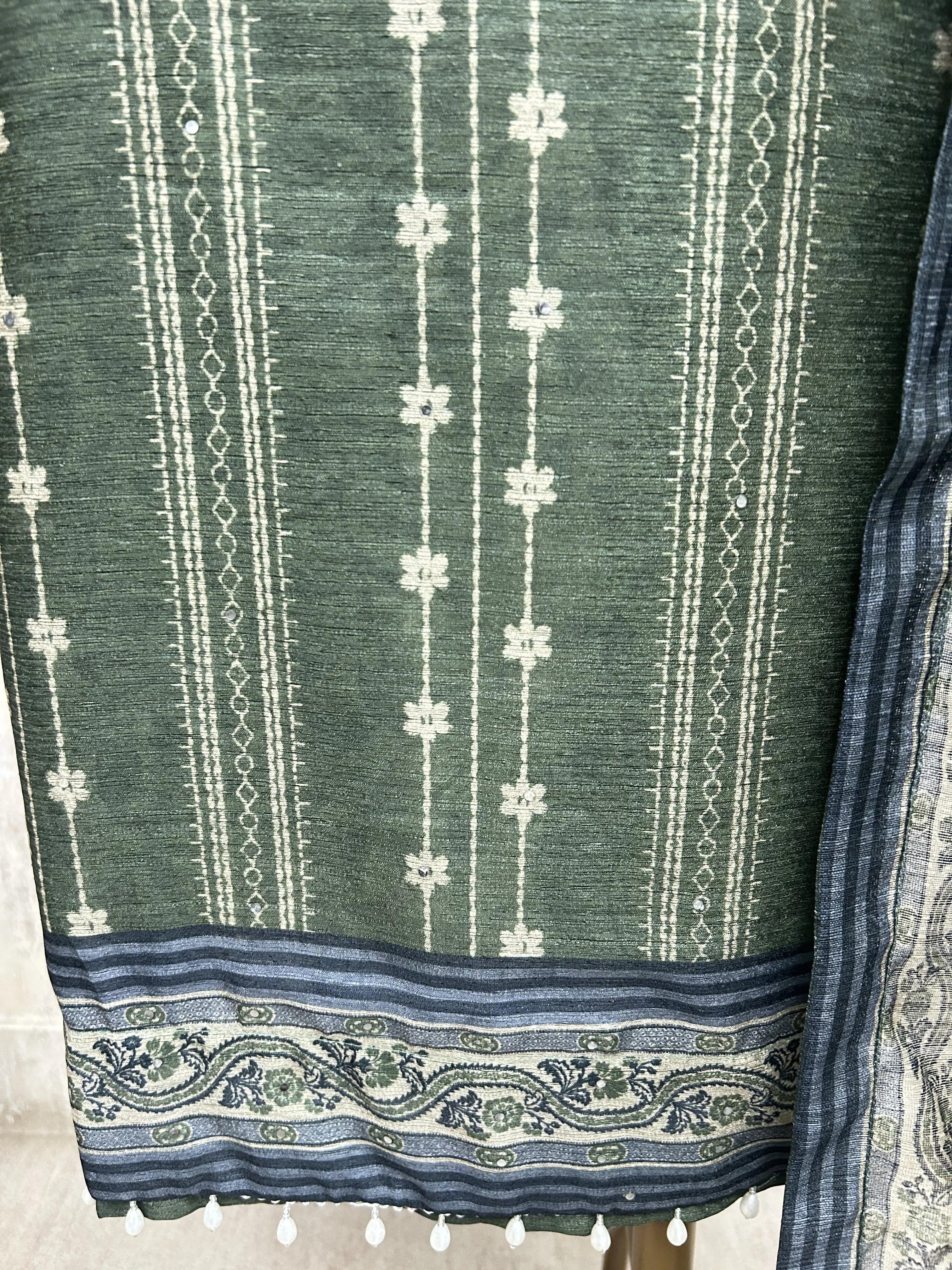 Regal Plum Elegance Unstiched Suit