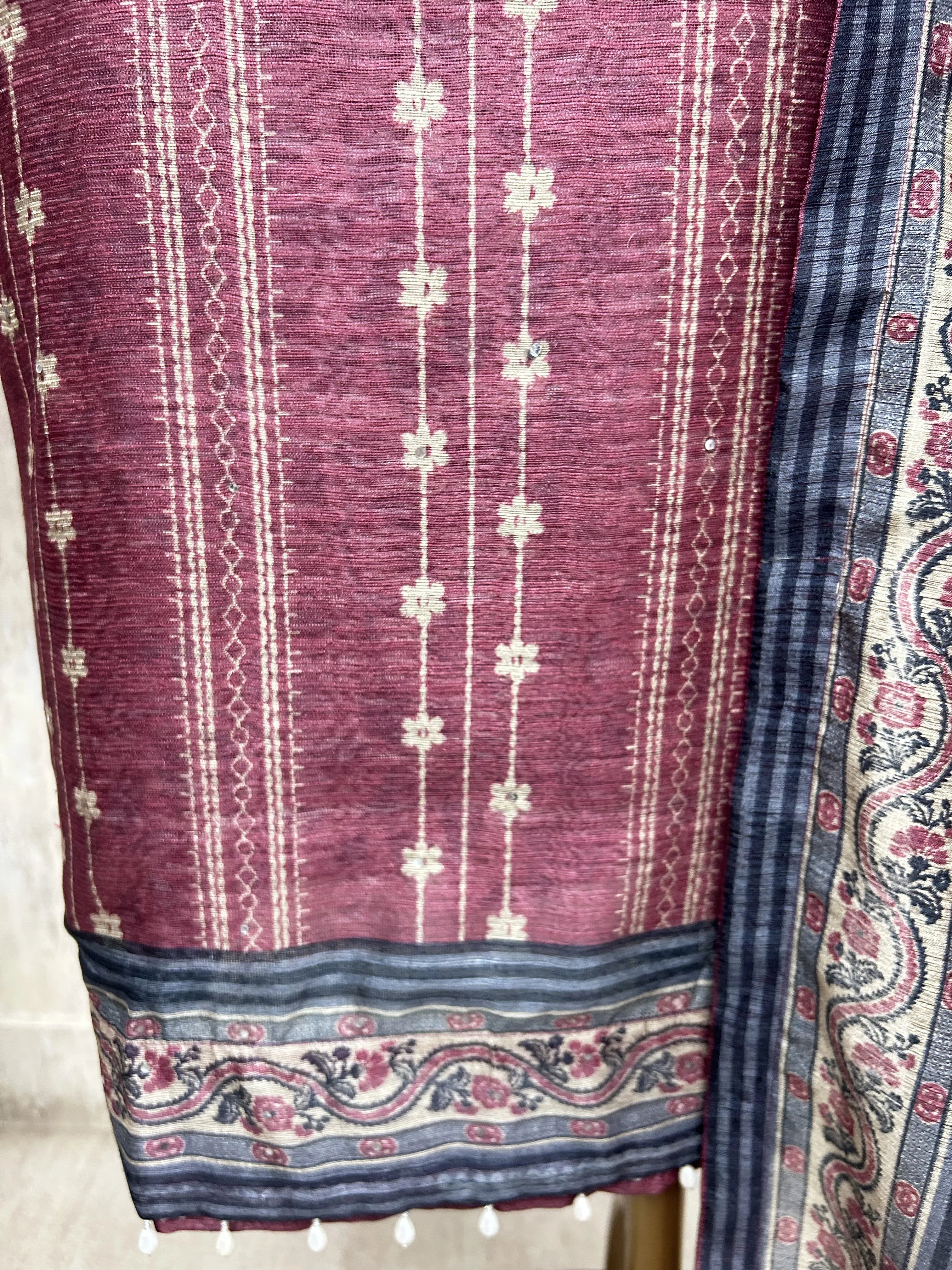 Regal Plum Elegance Unstiched Suit