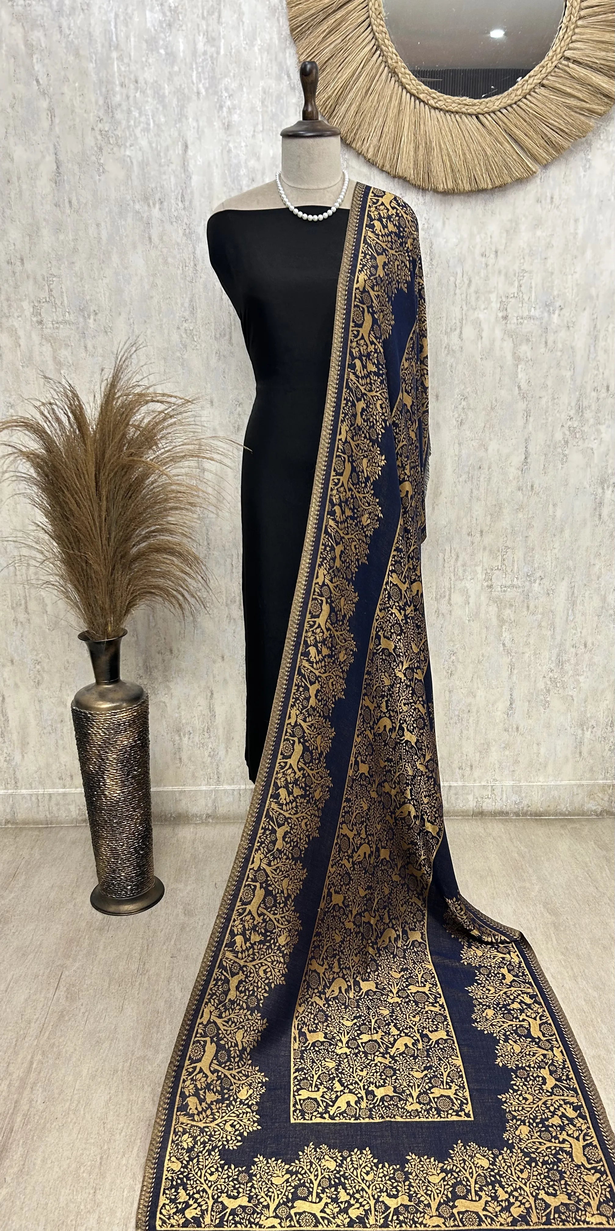 Reversible Moonlight Unisex Stoles With Curated Box Packaging