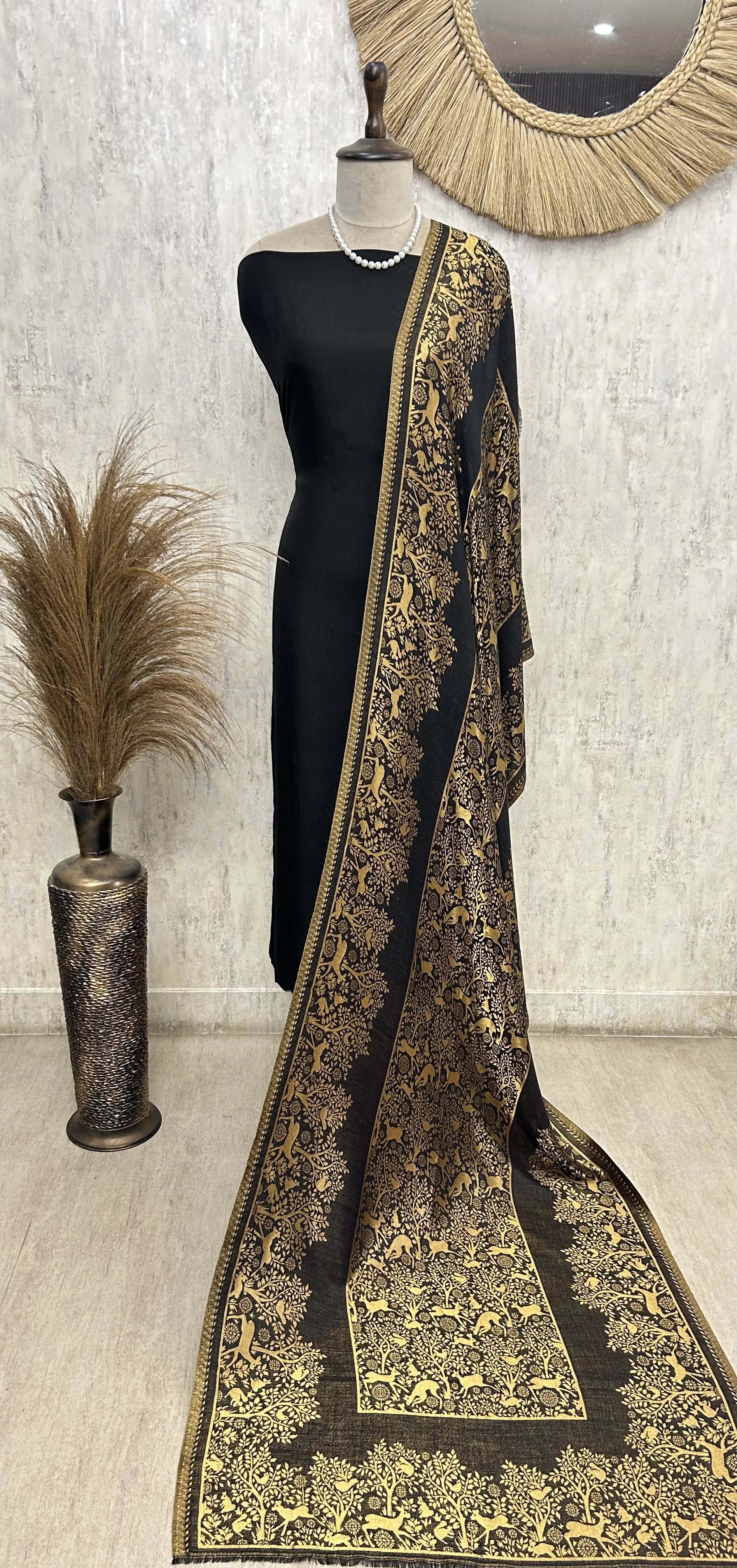 Reversible Moonlight Unisex Stoles With Curated Box Packaging