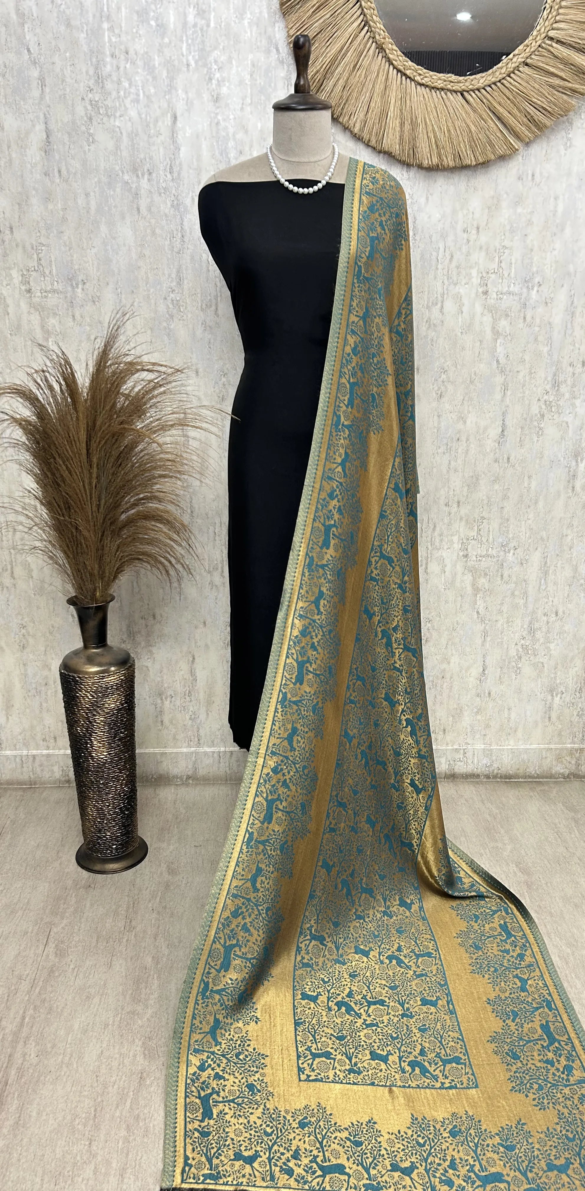 Reversible Moonlight Unisex Stoles With Curated Box Packaging