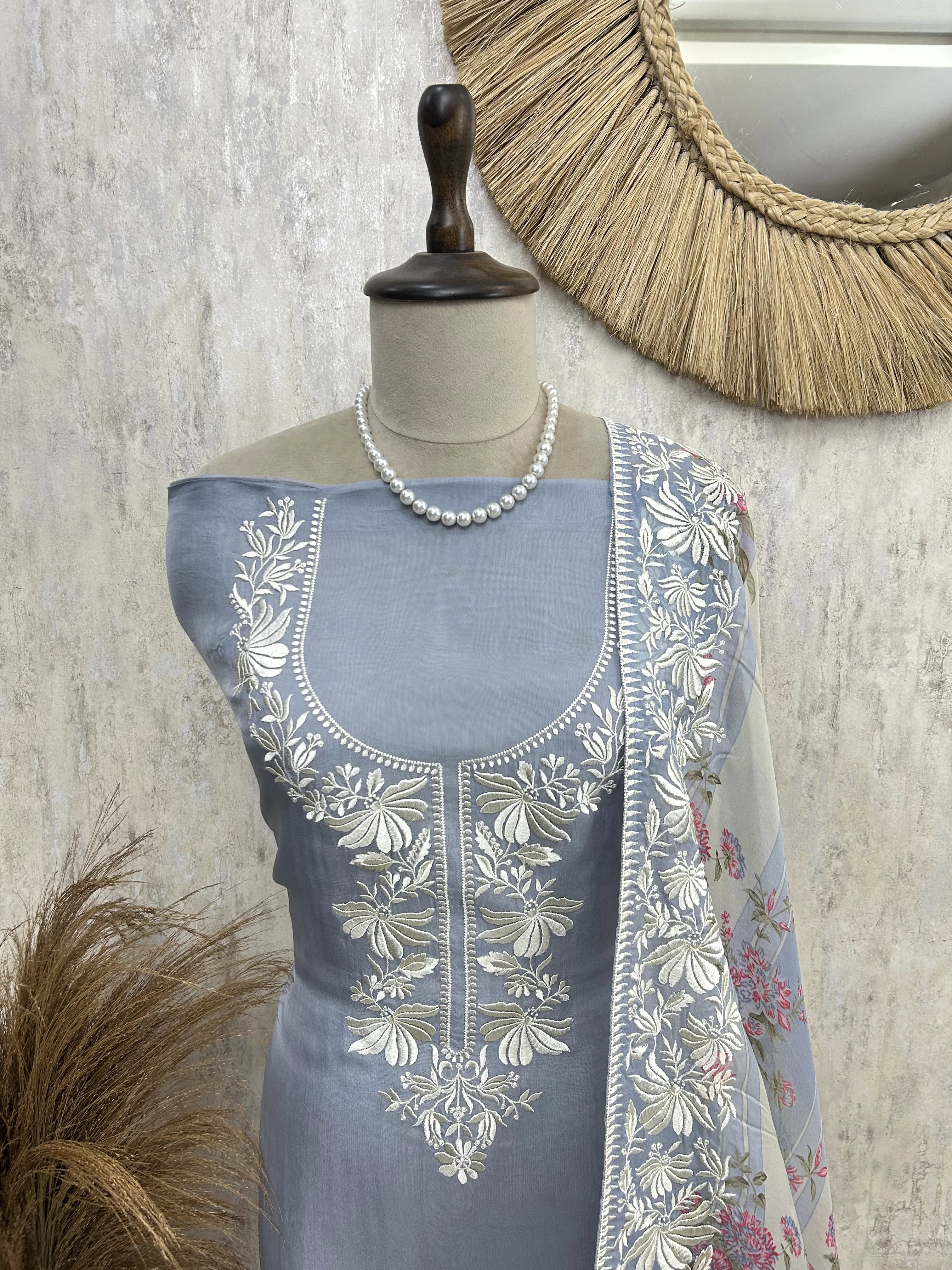 Rustic Wall Elegance Unstiched Suit