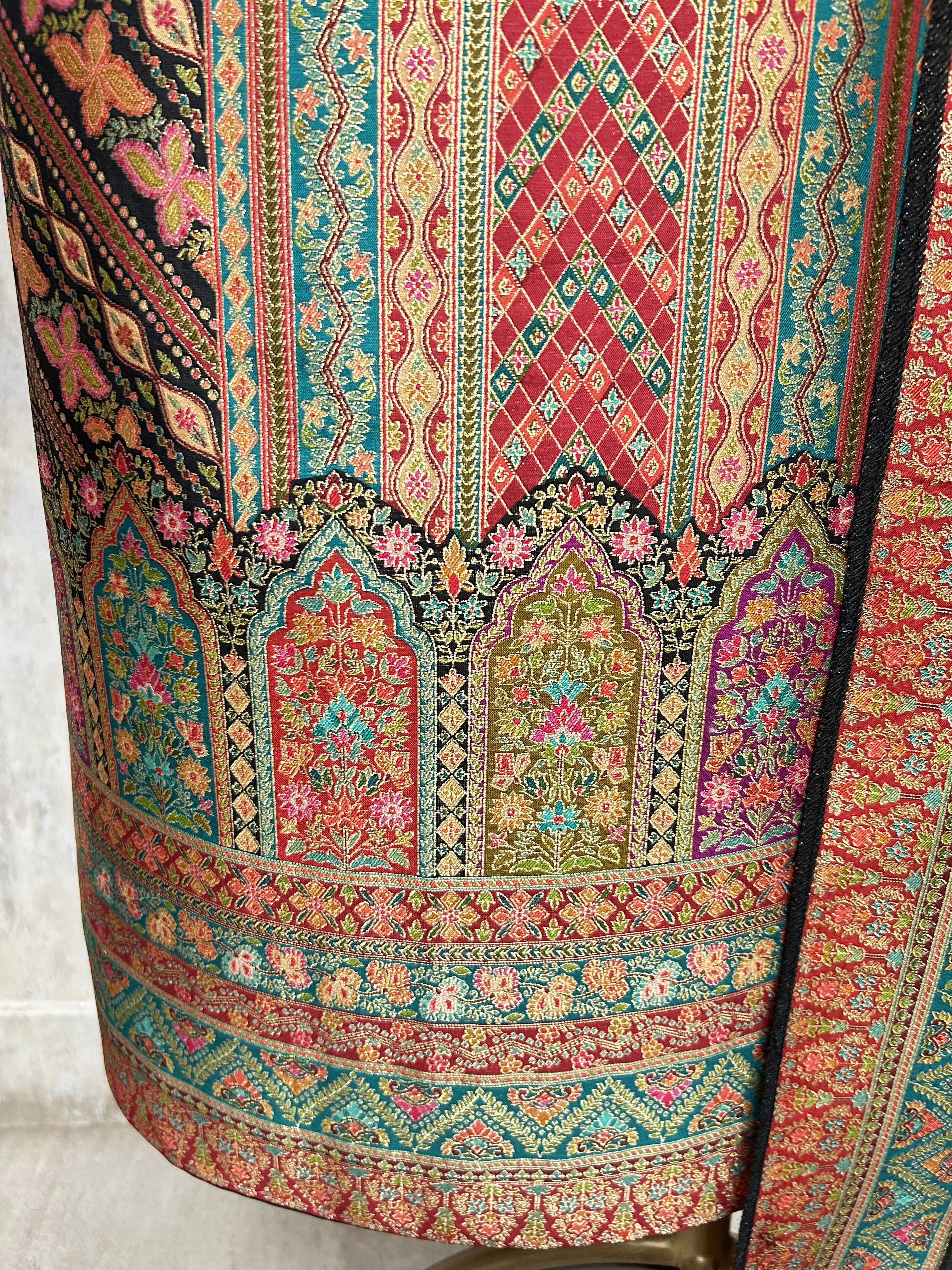 Vibrant Ethnic Weave Unstiched Suit