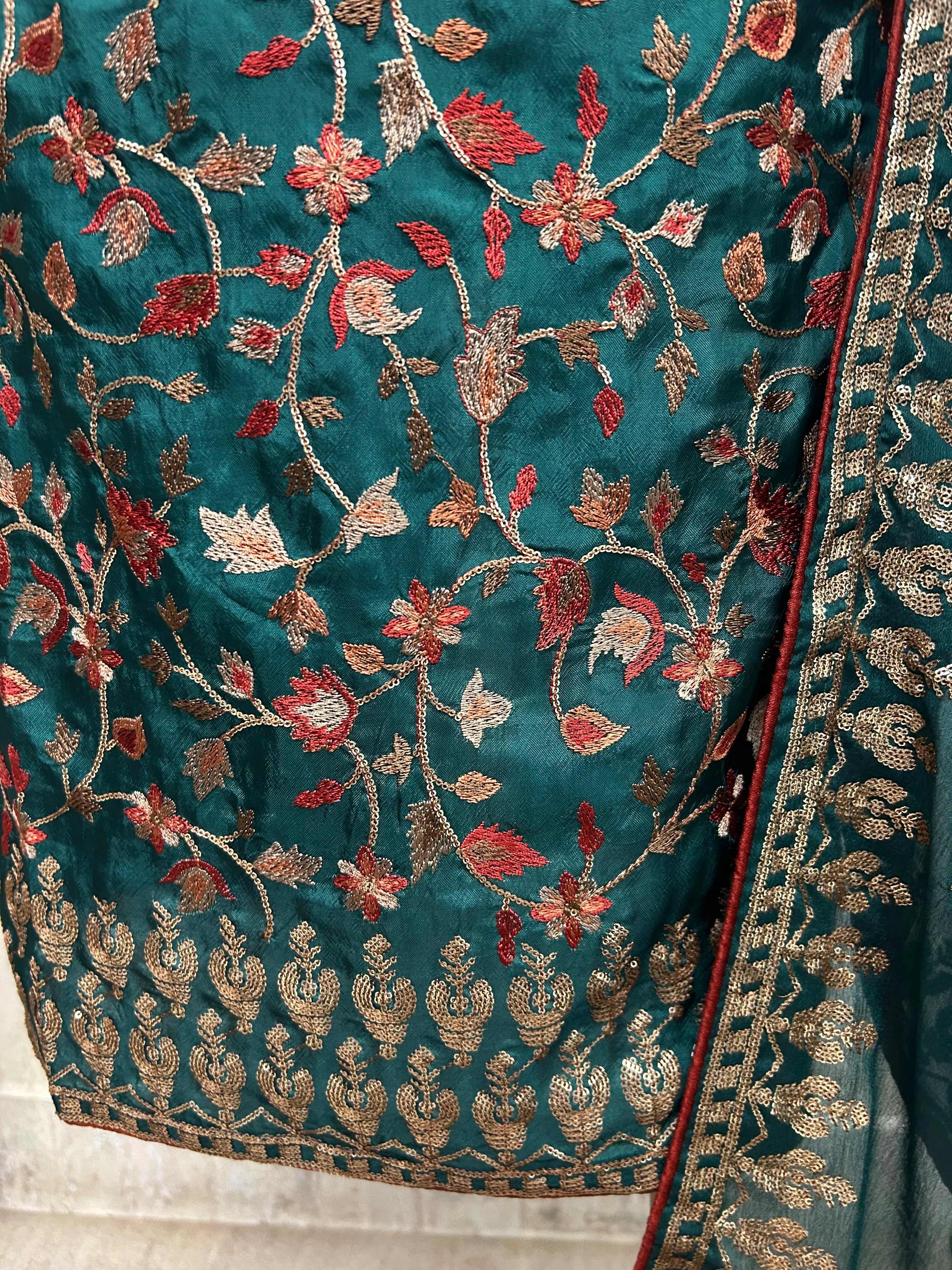 Unstitched Suit Set Opada with Thread Embroidery