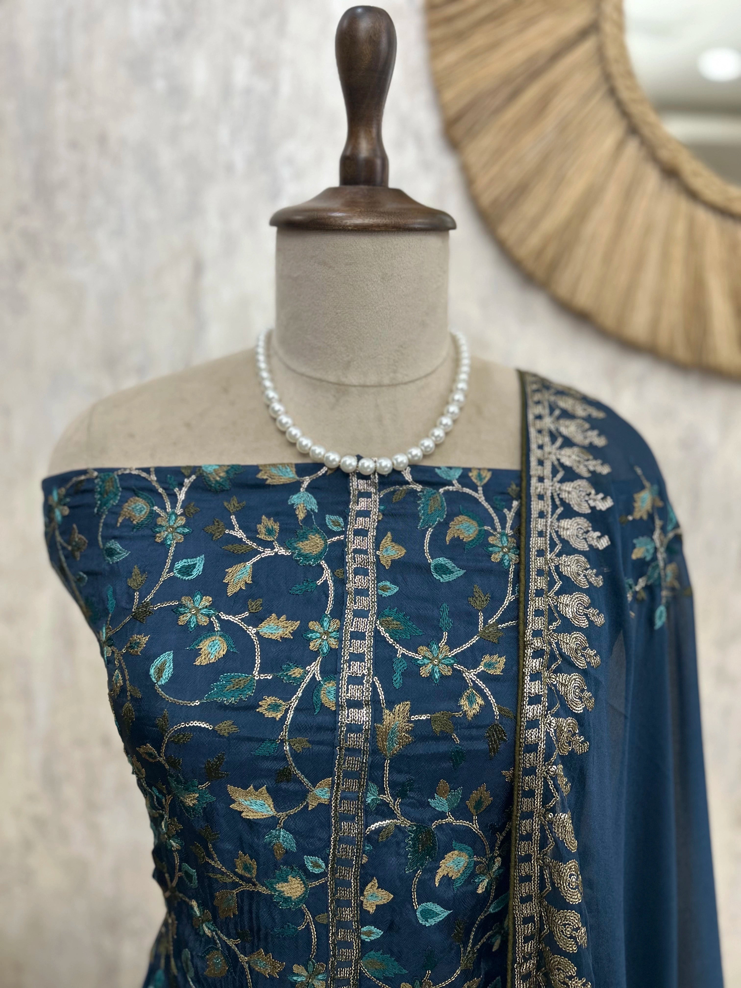 Unstitched Suit Set Opada with Thread Embroidery