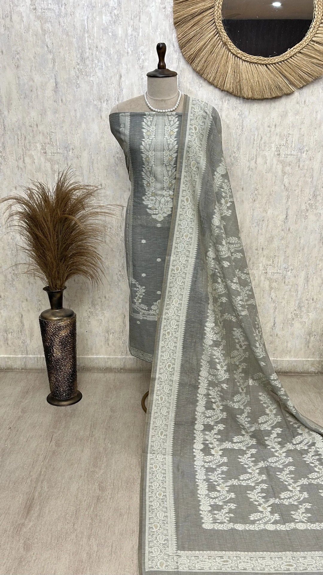 Subtle Royal Weave Unstitched Suit