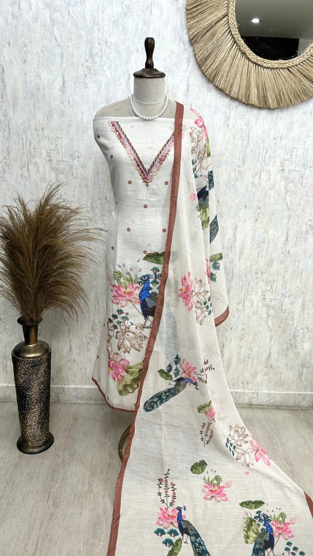 Linen Unstitched Suit Set With Kantha Work