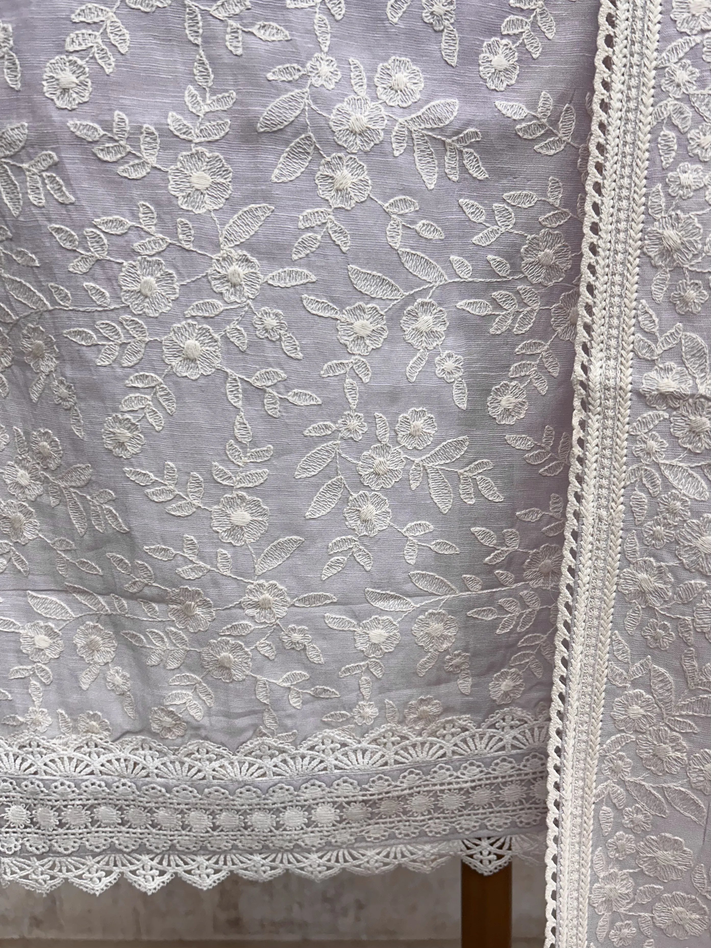 Linen Unstitched Suit Set With Thread Embroidery