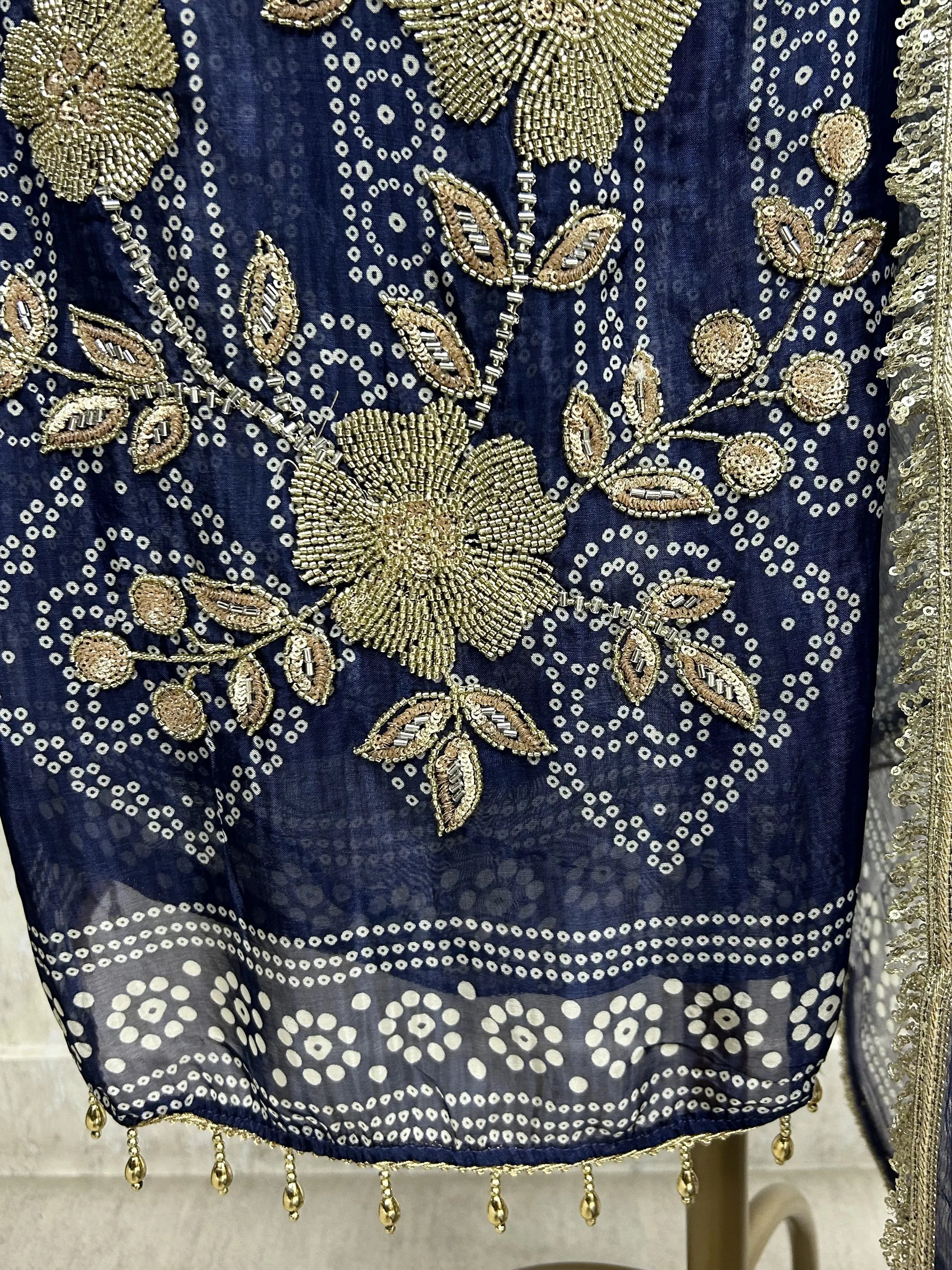 Glass Organza Unstitched Suit Set With Katdana And Sequence Detailing