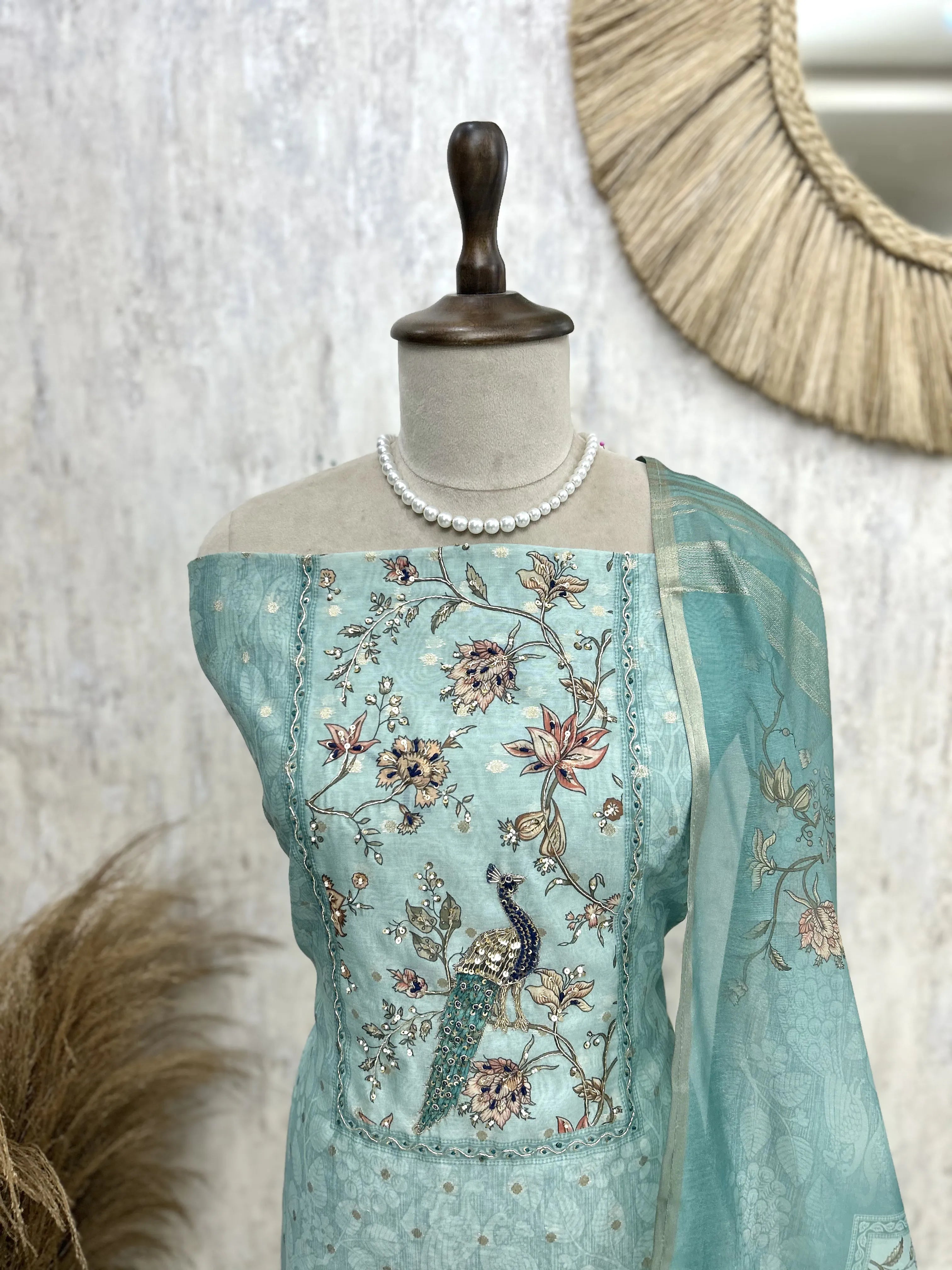 Maheshwari Unstitched Suit Set With Maheshwari Dupatta Featuring Pichwai Work