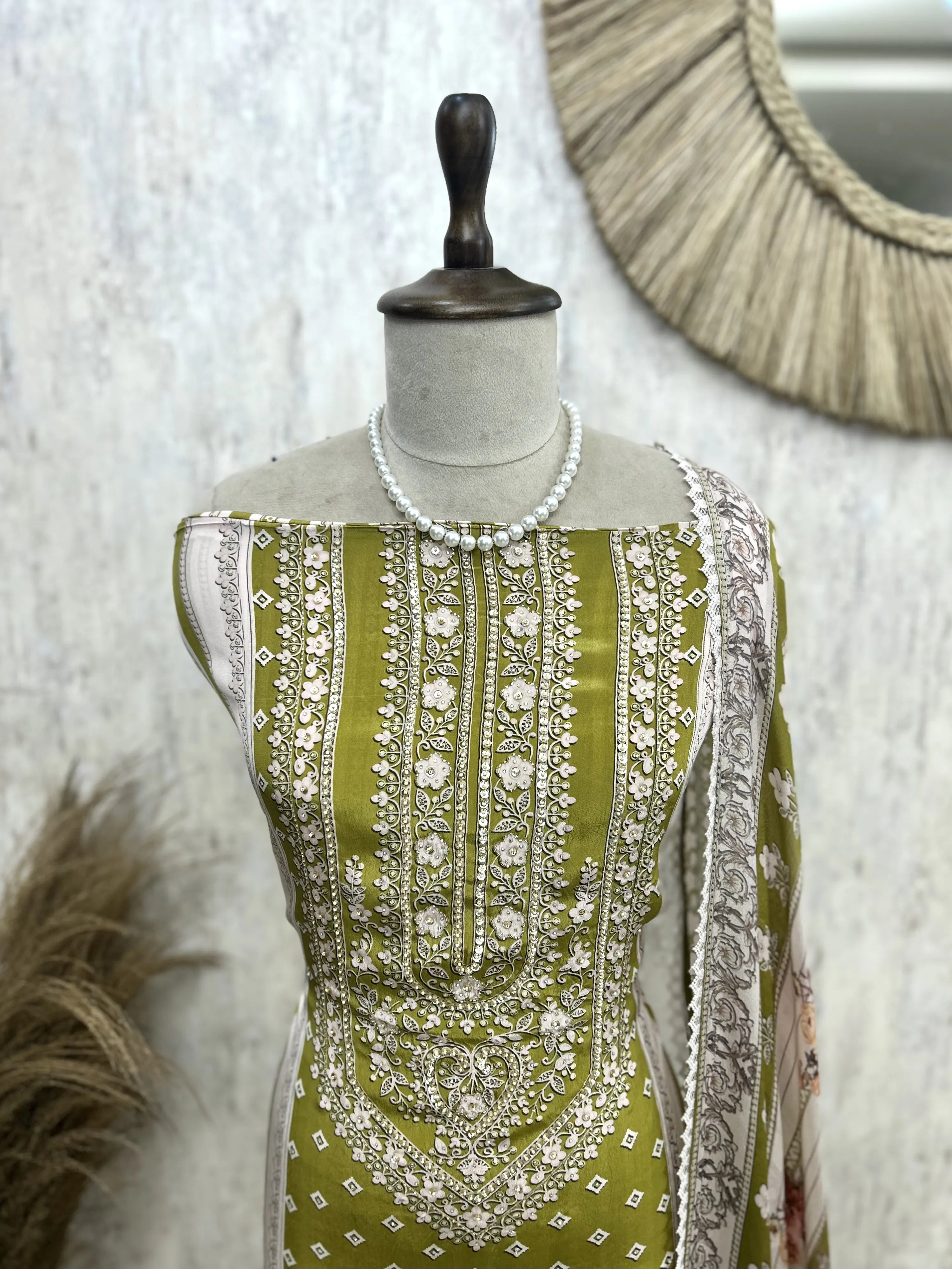 Crepe Unstitched Suit Set Featuring Chinnon Dupatta