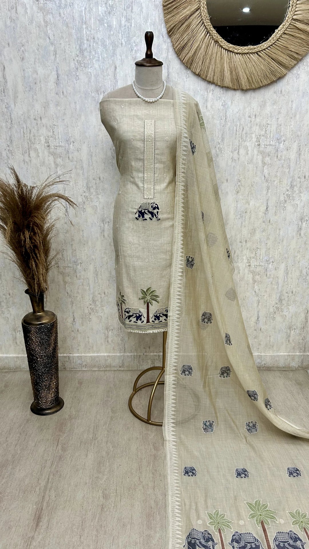 Jamdani Linen Unstitched Suit Set Featuring Applique Work