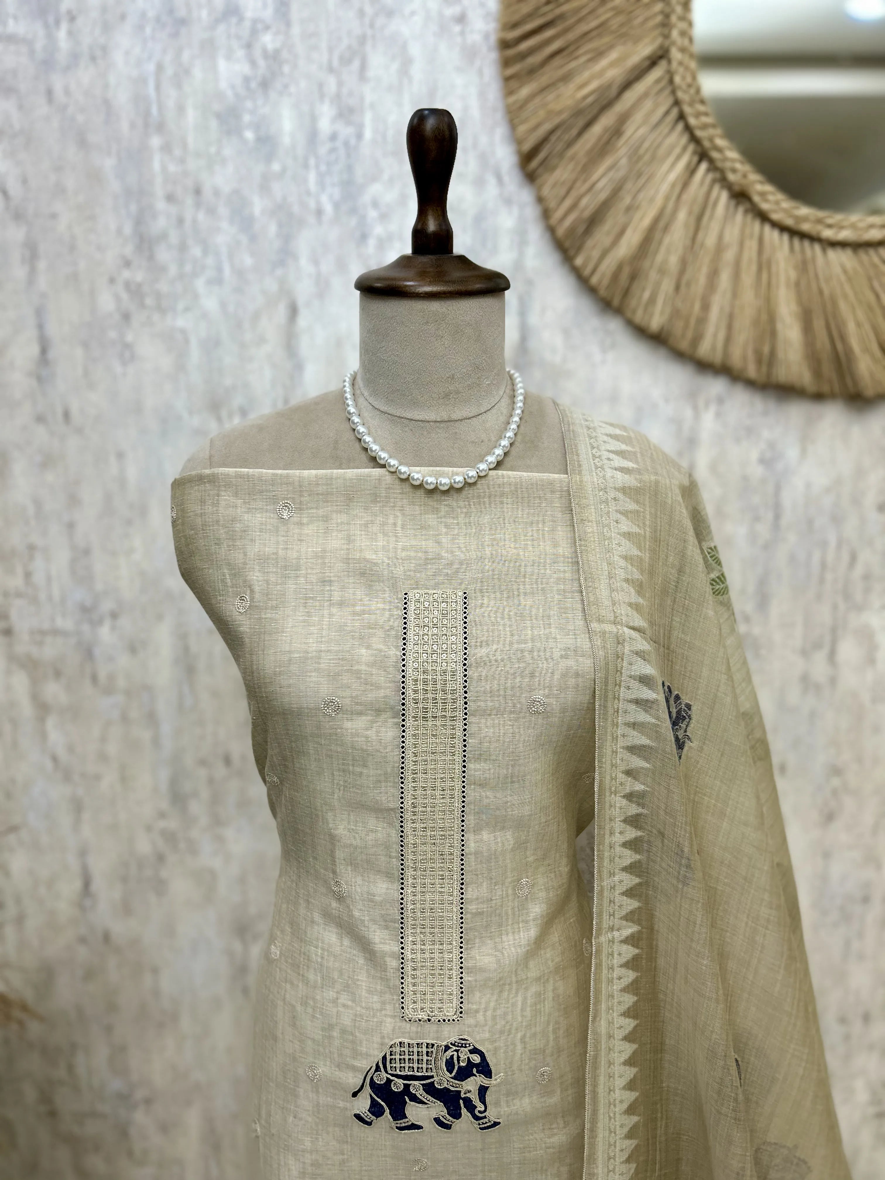 Jamdani Linen Unstitched Suit Set Featuring Applique Work